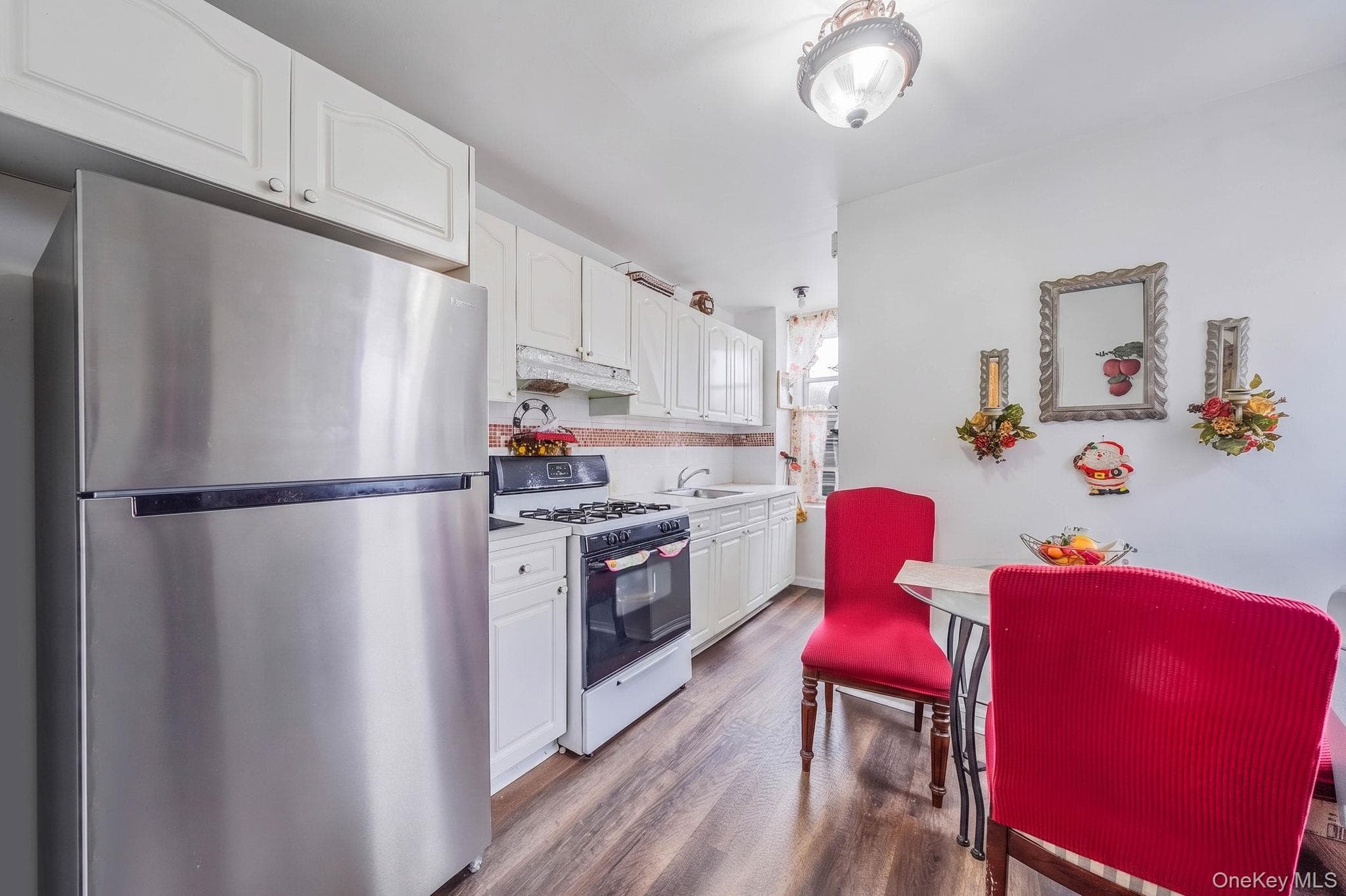 105 Hale Avenue thumbnail 16