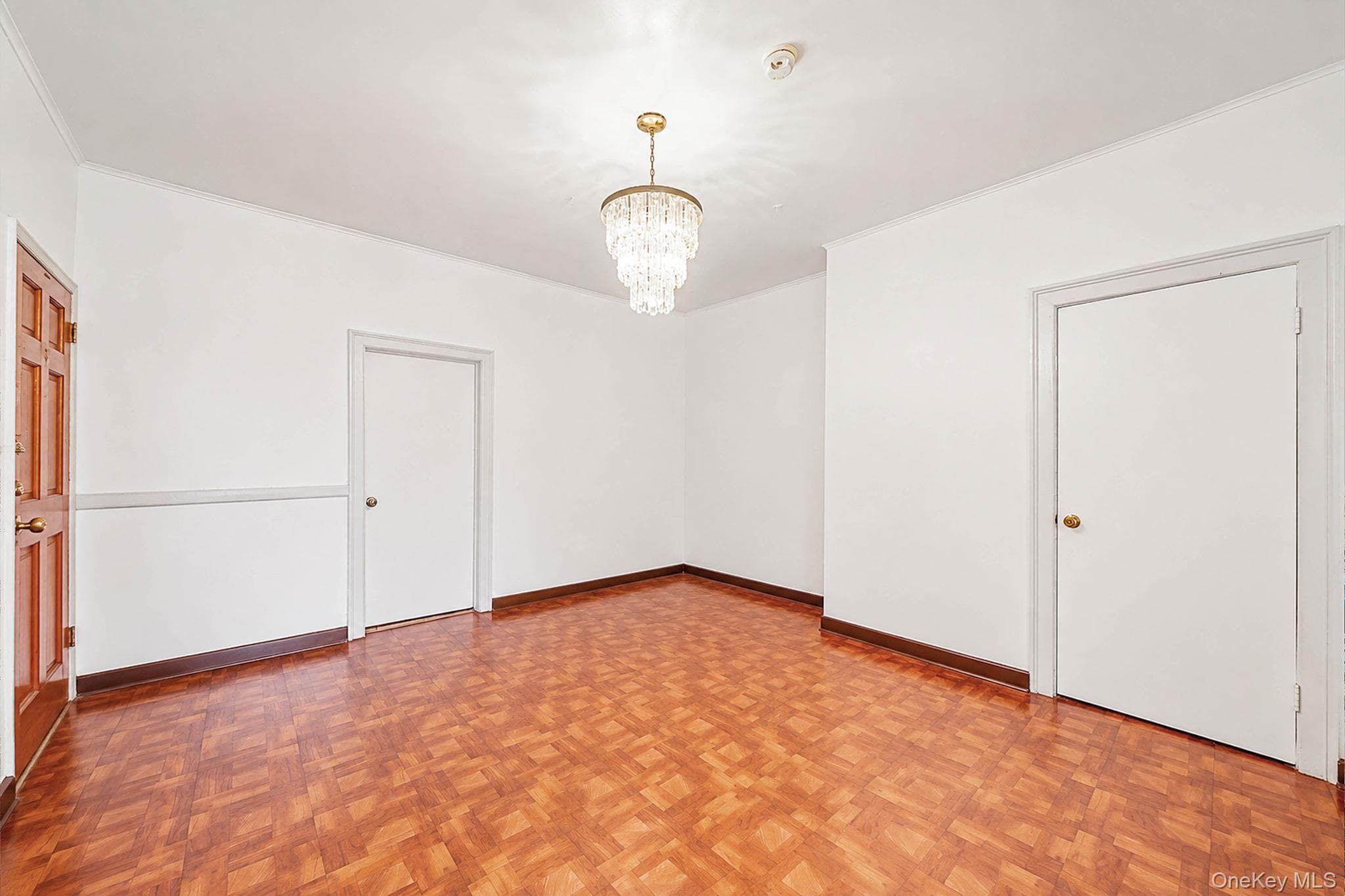 105 Hale Avenue thumbnail 18