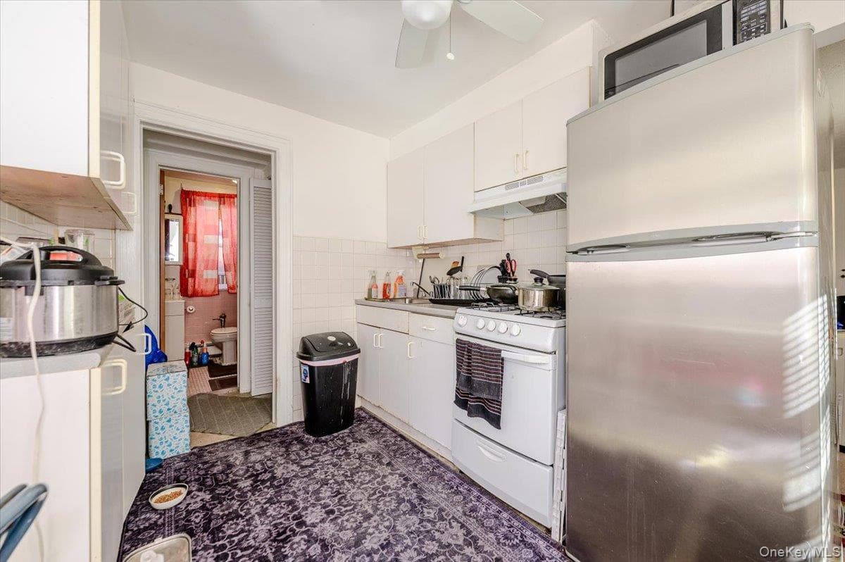 2222 Fenton Avenue thumbnail 17