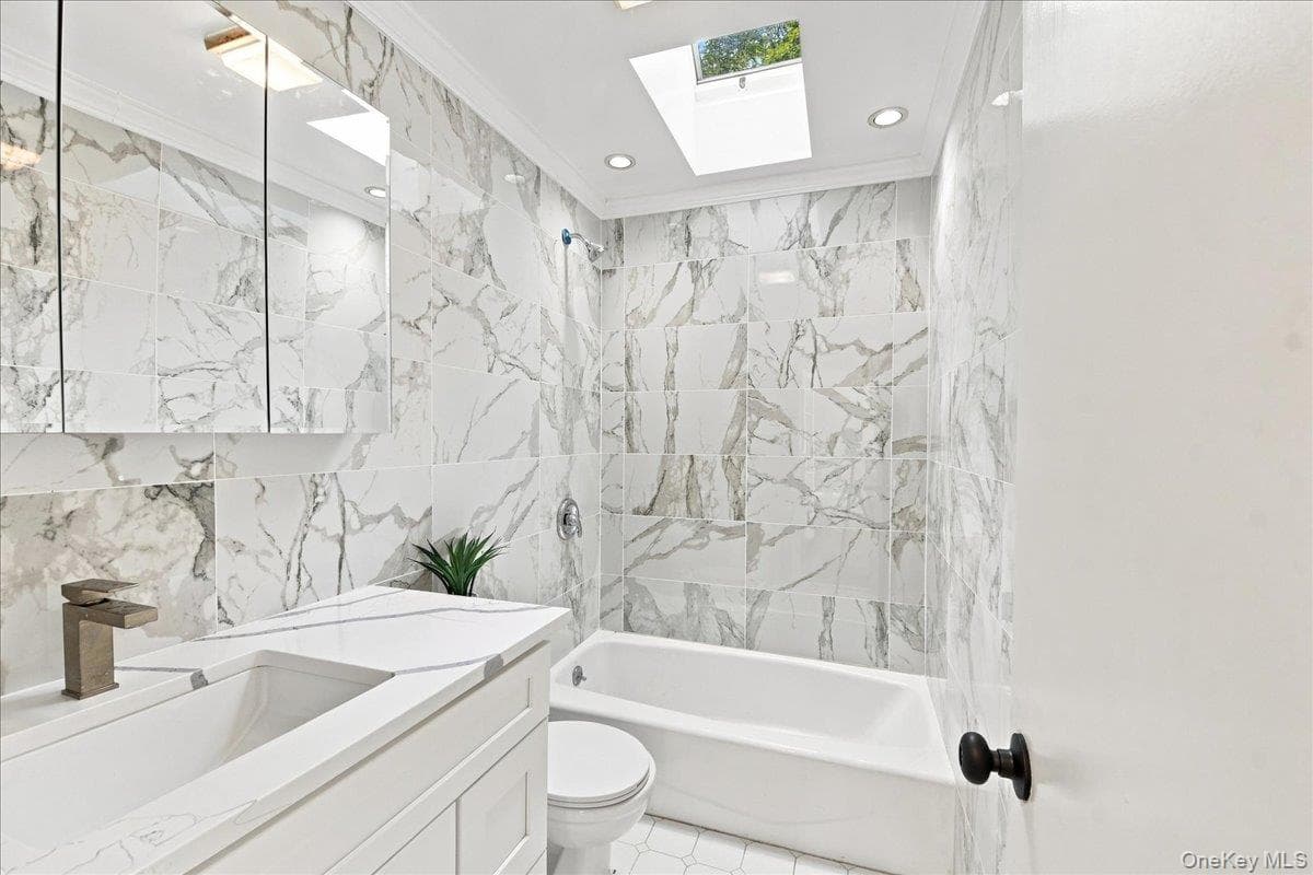 2723 Windmill Drive thumbnail 11