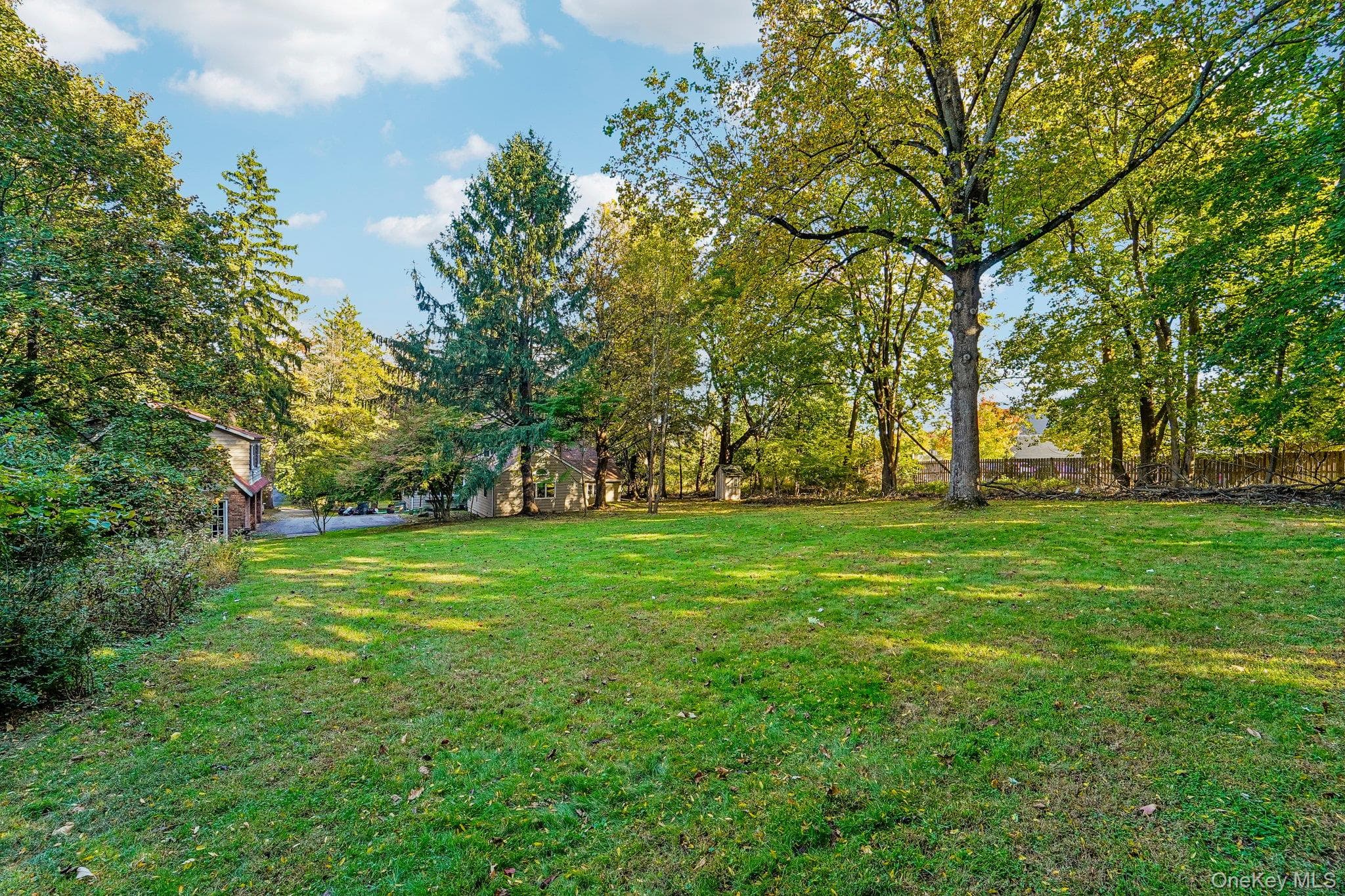 597 W Nyack Road thumbnail 35