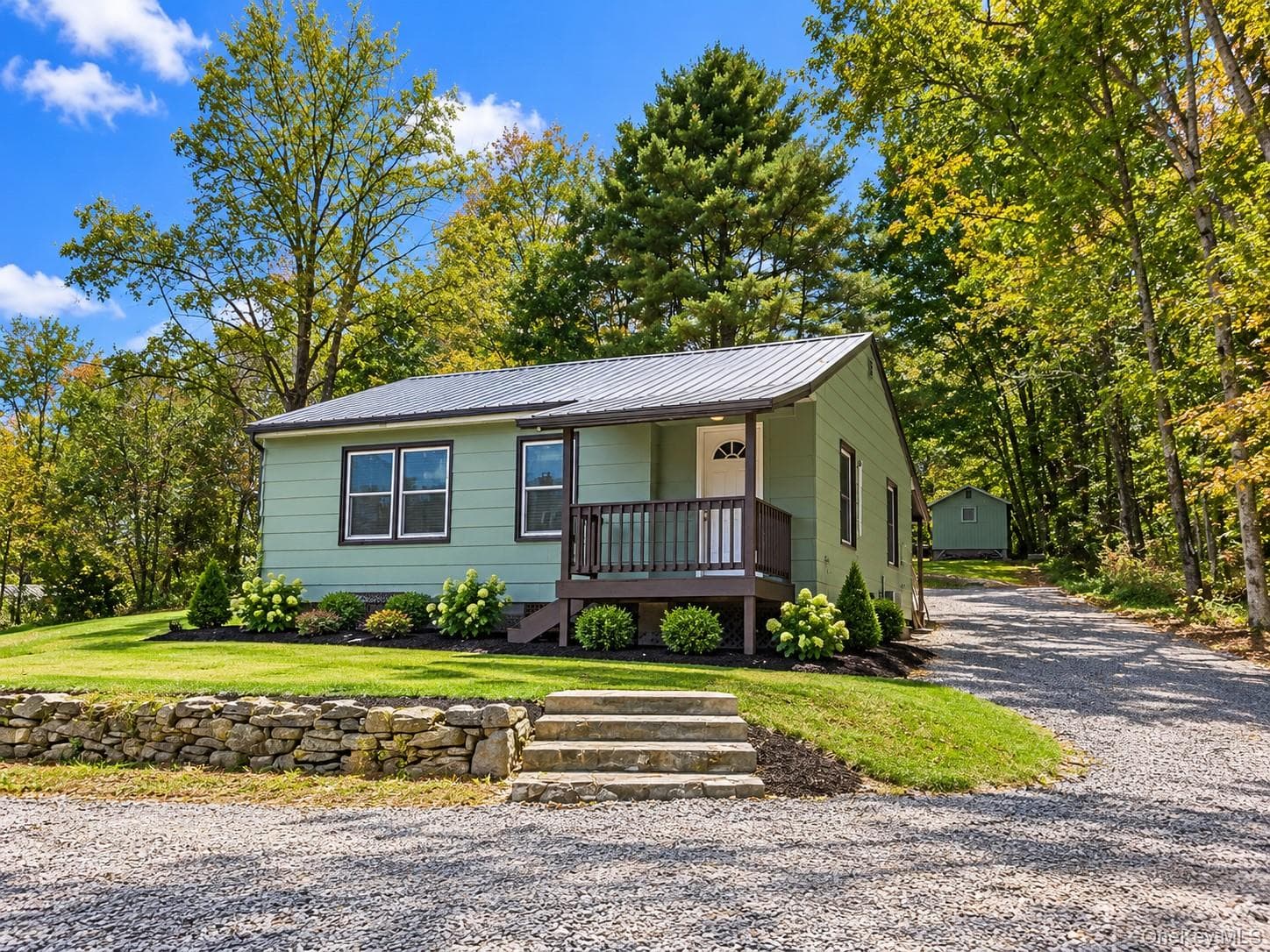 200 Daub Road photo 1
