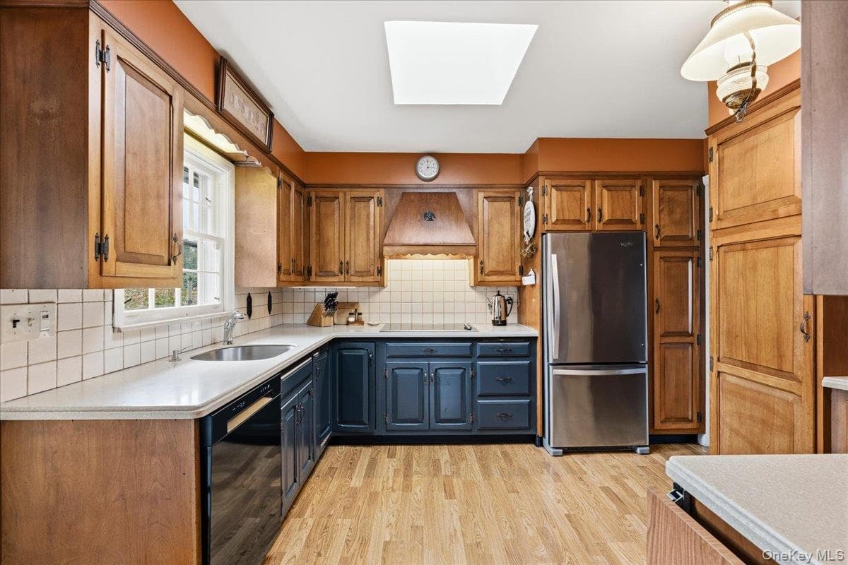 3075 Wilson Avenue thumbnail 15