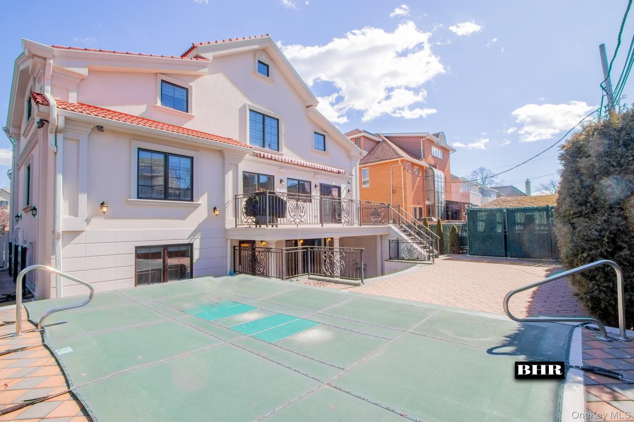 4094 Ocean Avenue thumbnail 40