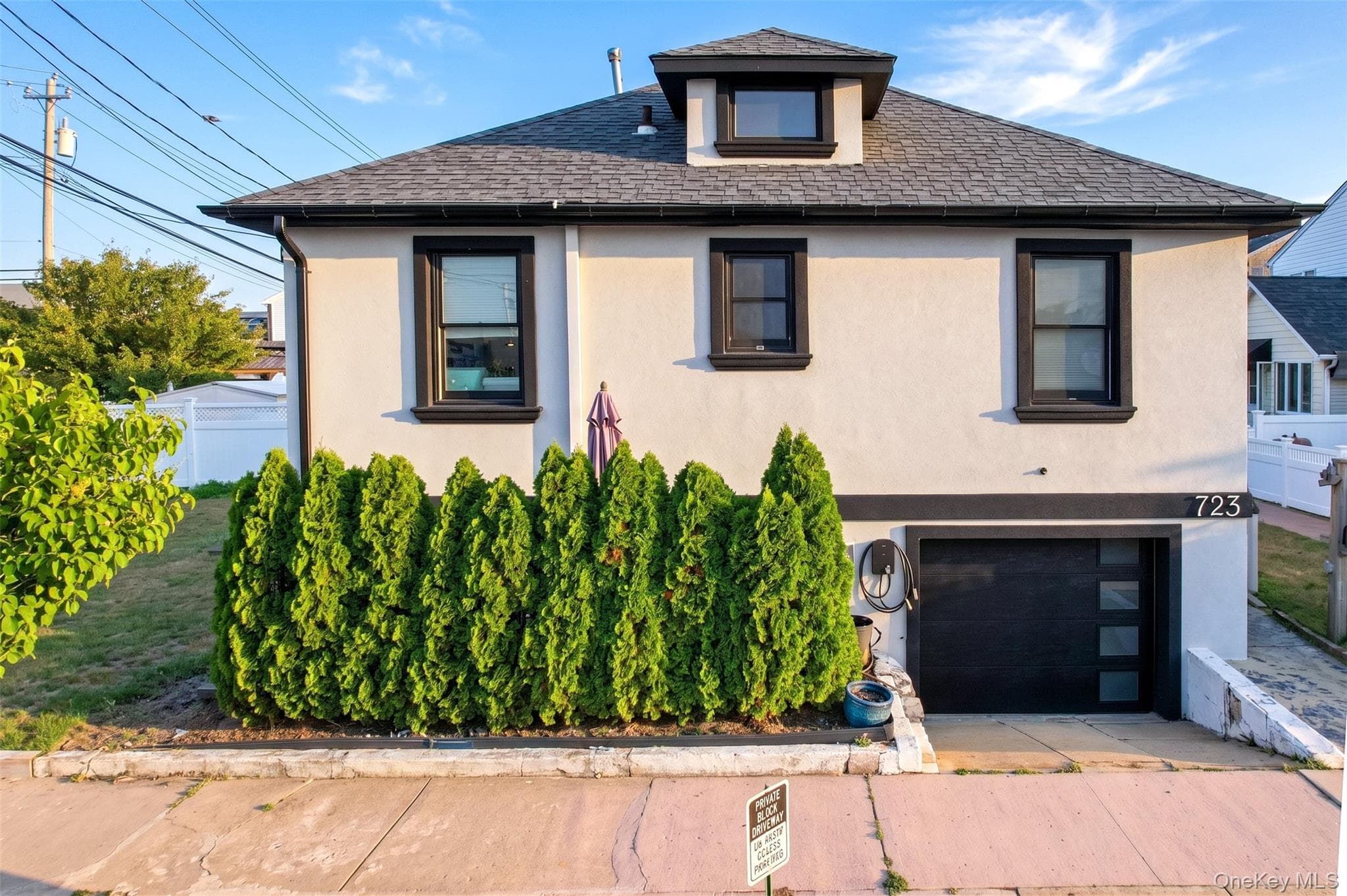 723 W Olive Street, Long Beach