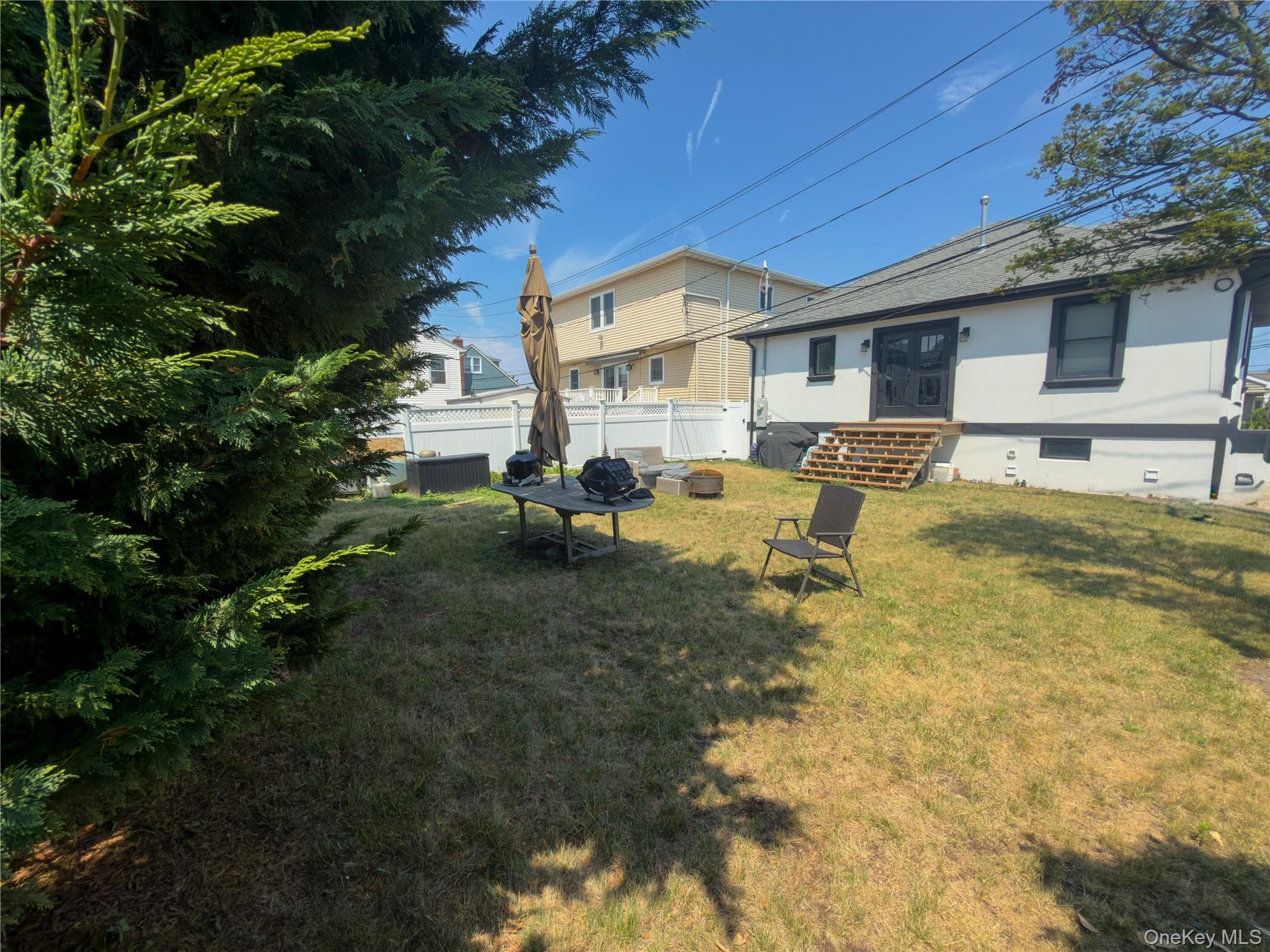 723 W Olive Street thumbnail 19