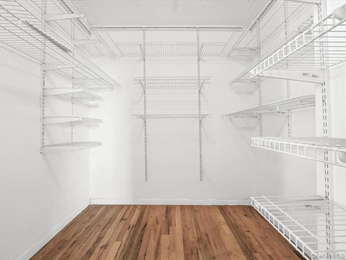 855 E Broadway Unit: 6H thumbnail 16