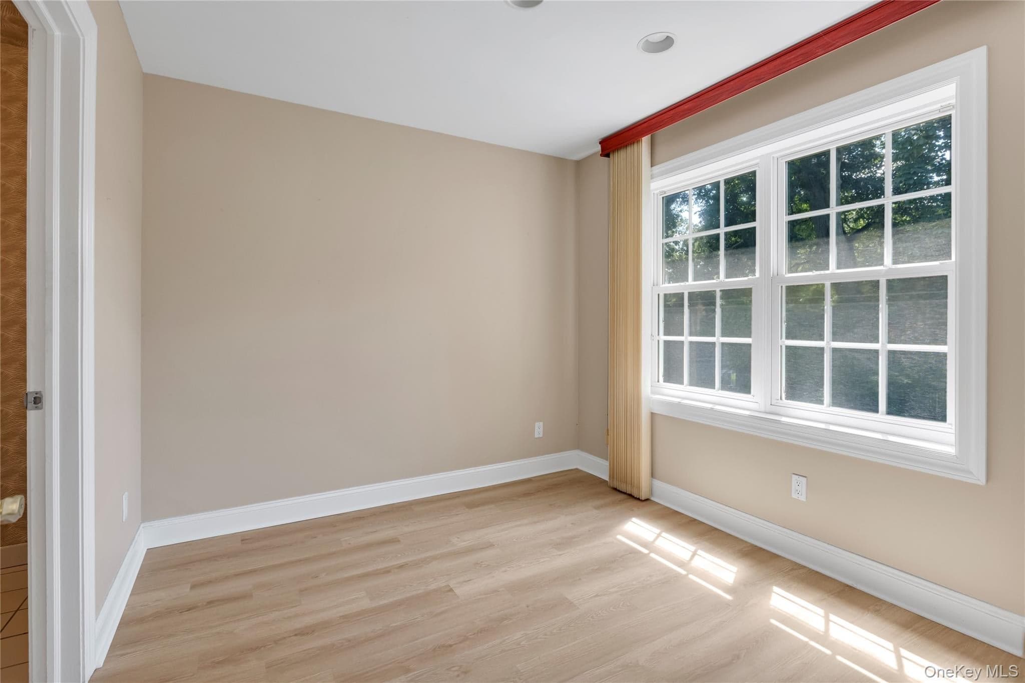 1118 Savoy Drive thumbnail 12