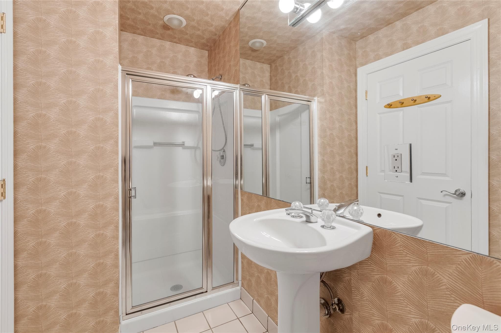 1118 Savoy Drive thumbnail 15