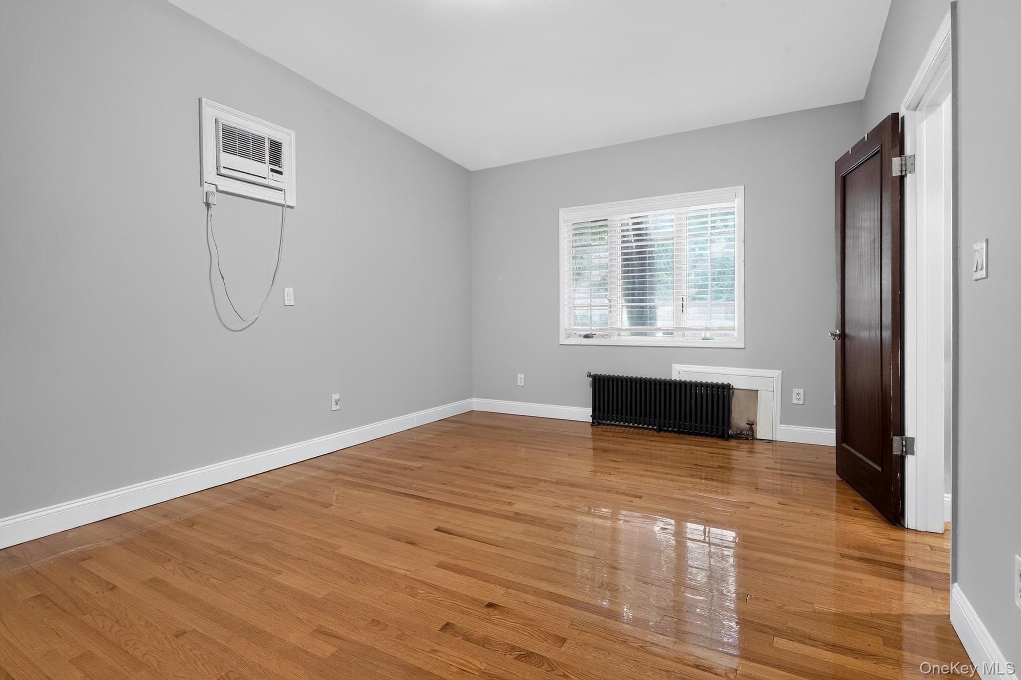 24640 Alameda Avenue thumbnail 21