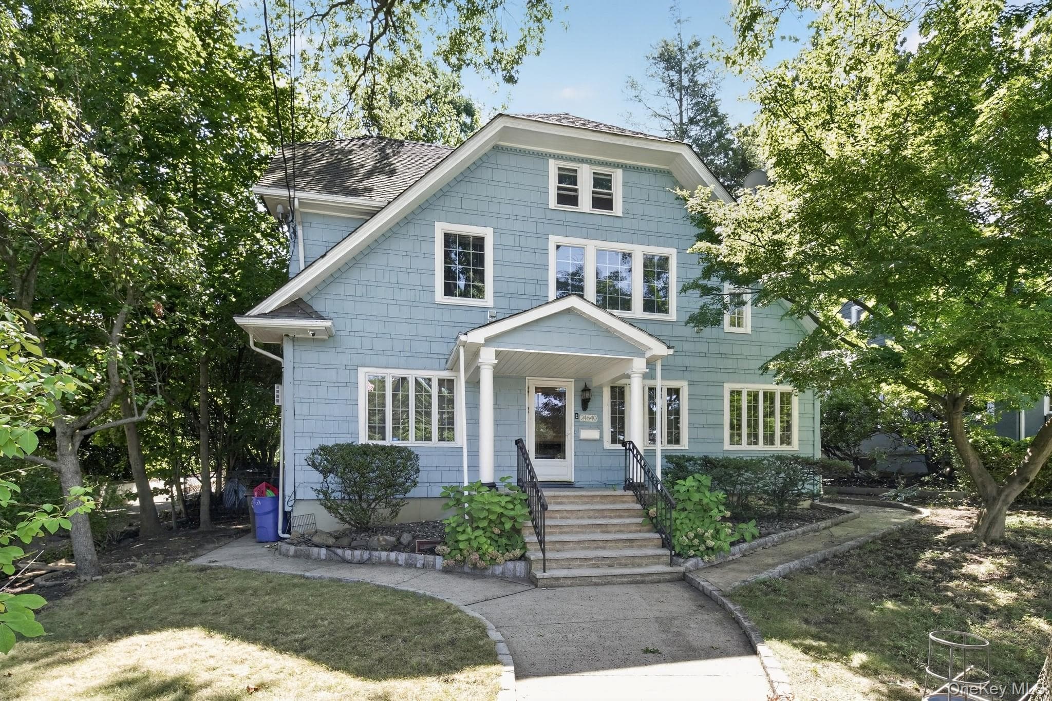 24640 Alameda Avenue photo 1