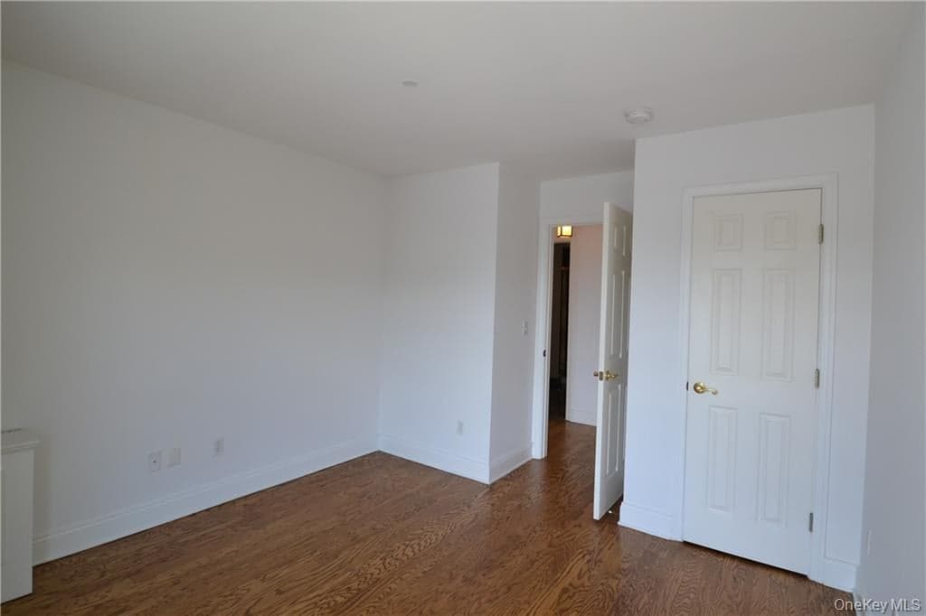 318 Harbor Cove CV Unit: 318 thumbnail 15