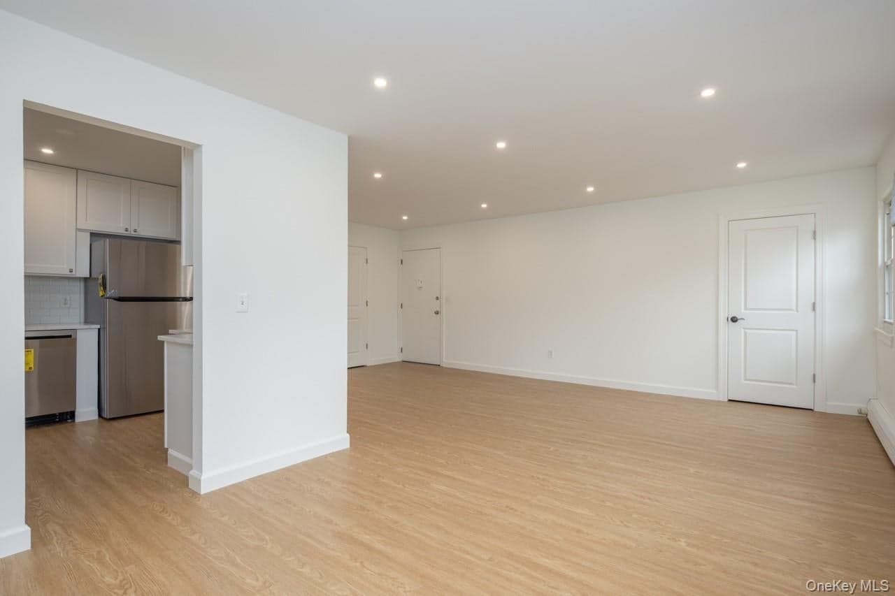62 Parkside Drive Unit: 62 thumbnail 7