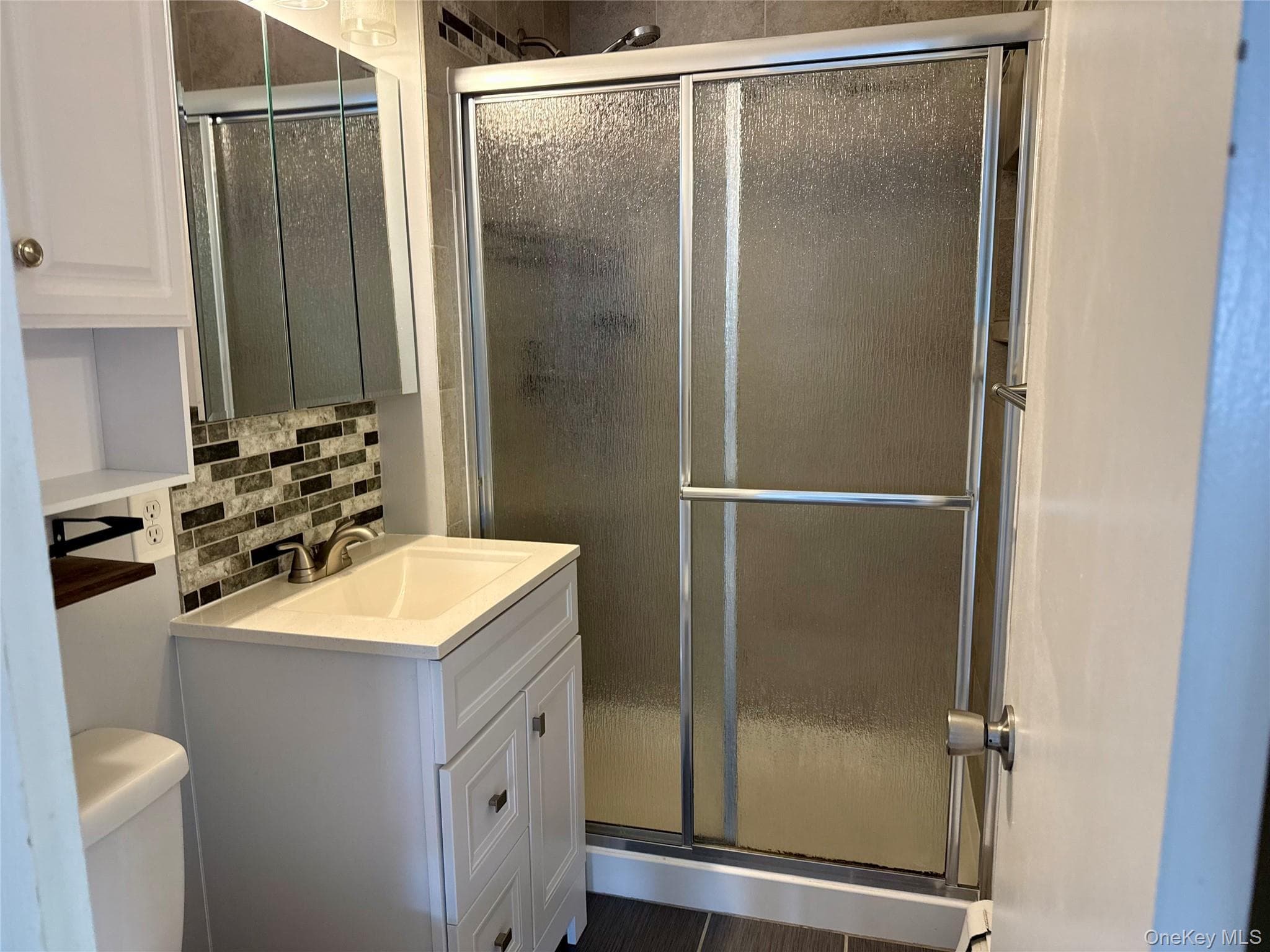 11 Skyline Drive Unit: 12 thumbnail 14