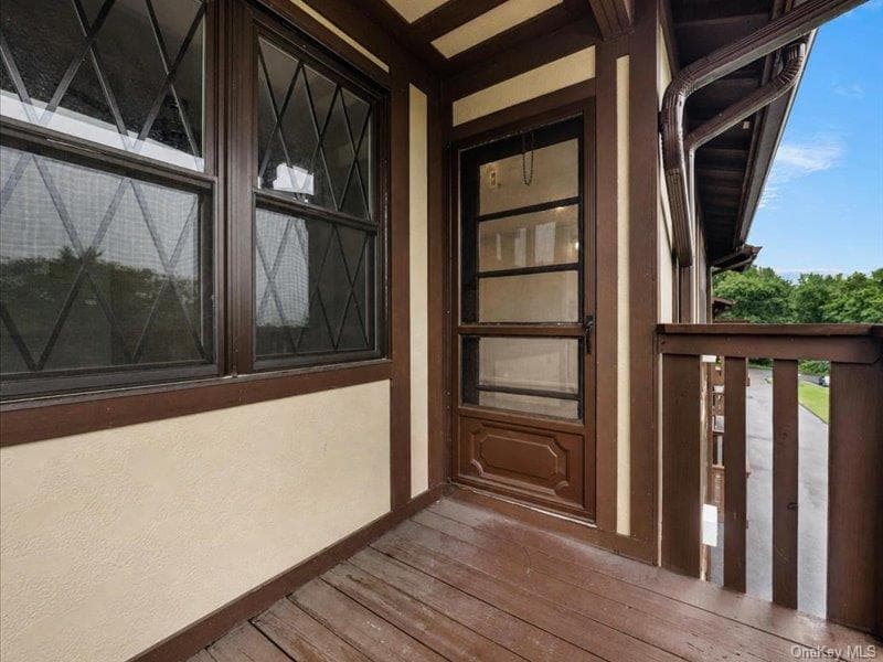 494 Sierra Vista Lane thumbnail 24