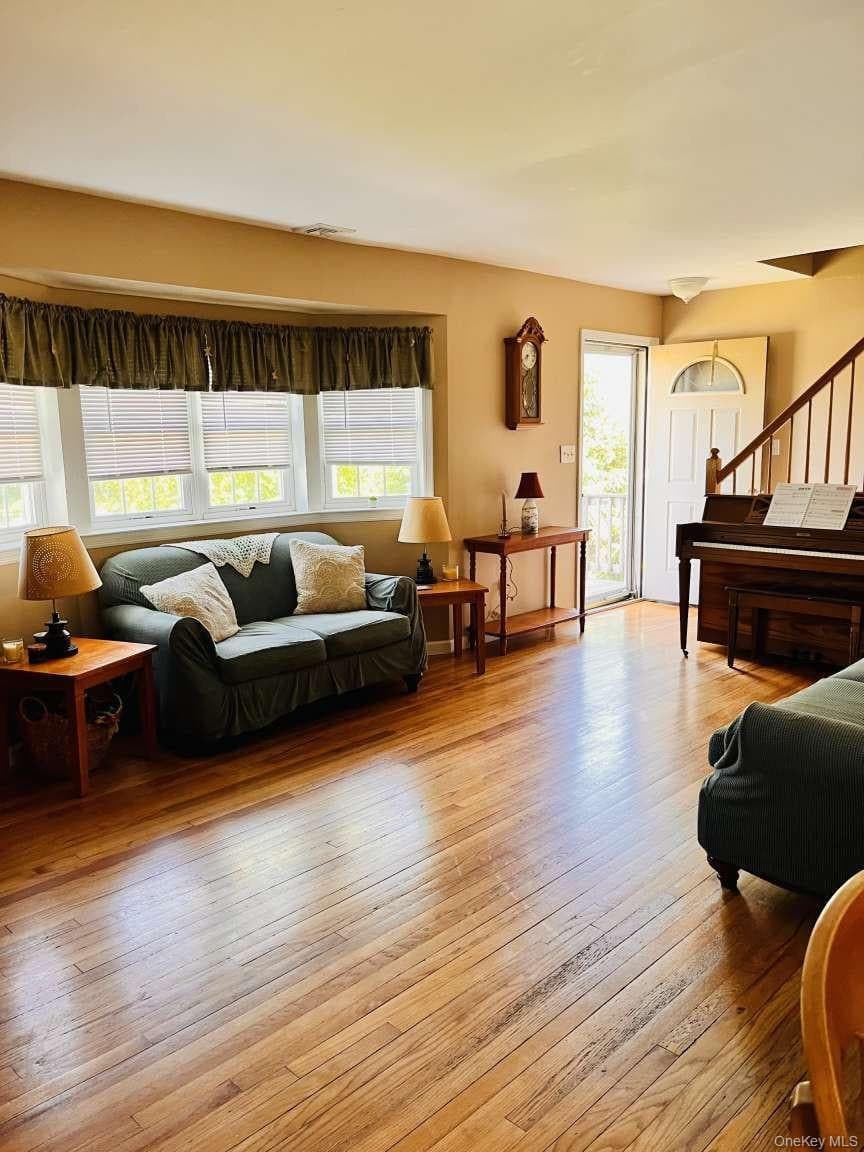 20 Neversink Drive thumbnail 7