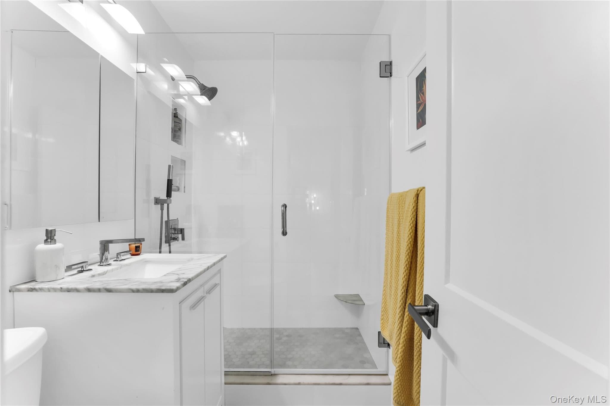 1085 Warburton AVE Unit: 210 thumbnail 3