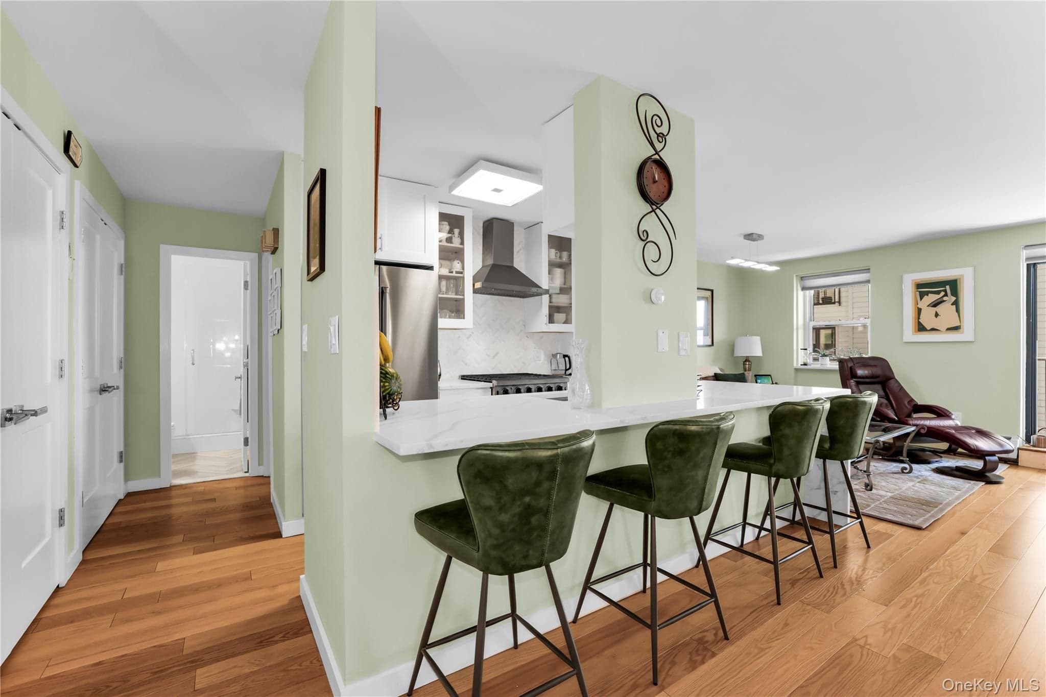 1085 Warburton AVE Unit: 210 thumbnail 18