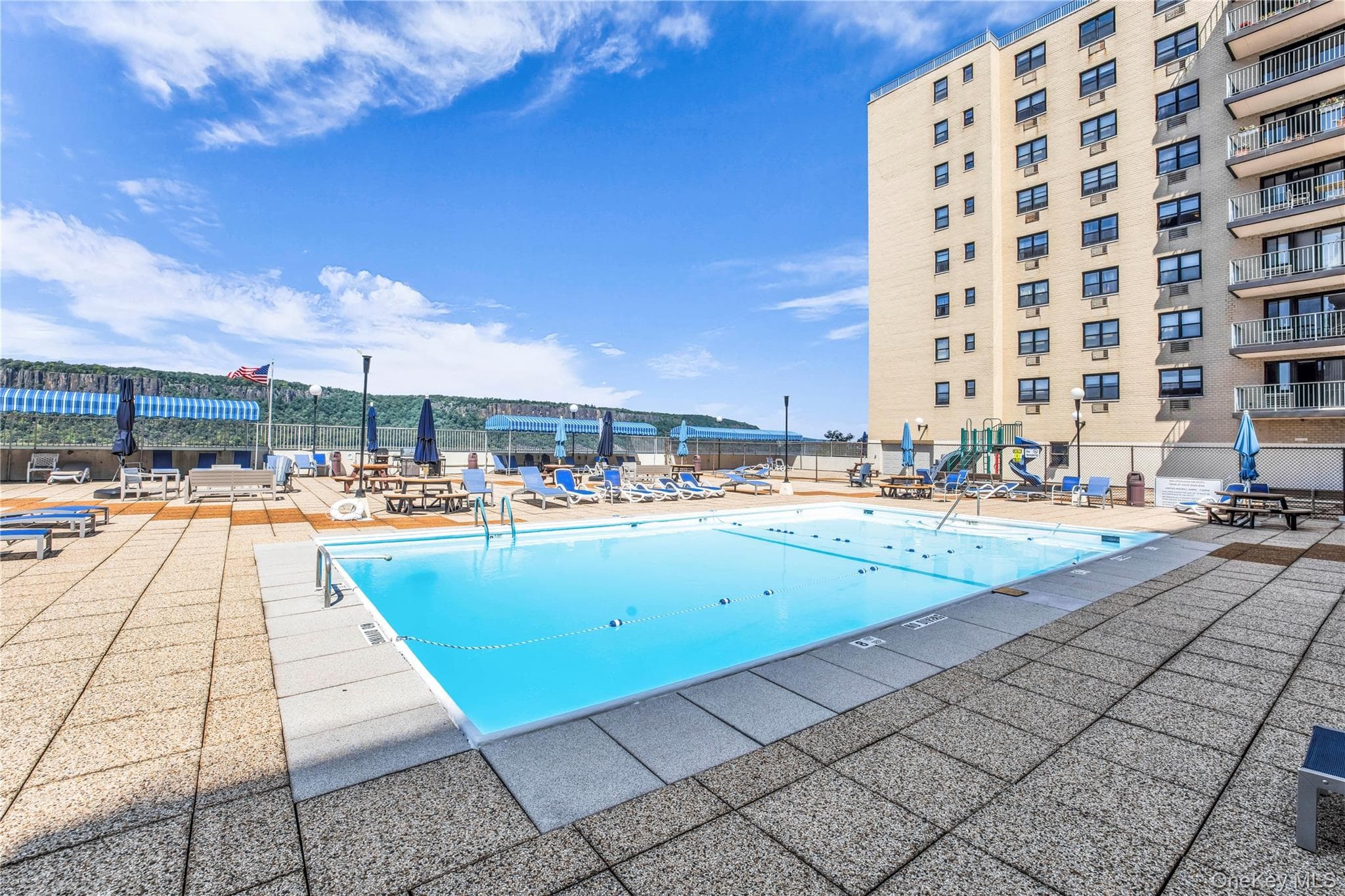 1085 Warburton AVE Unit: 210 thumbnail 10