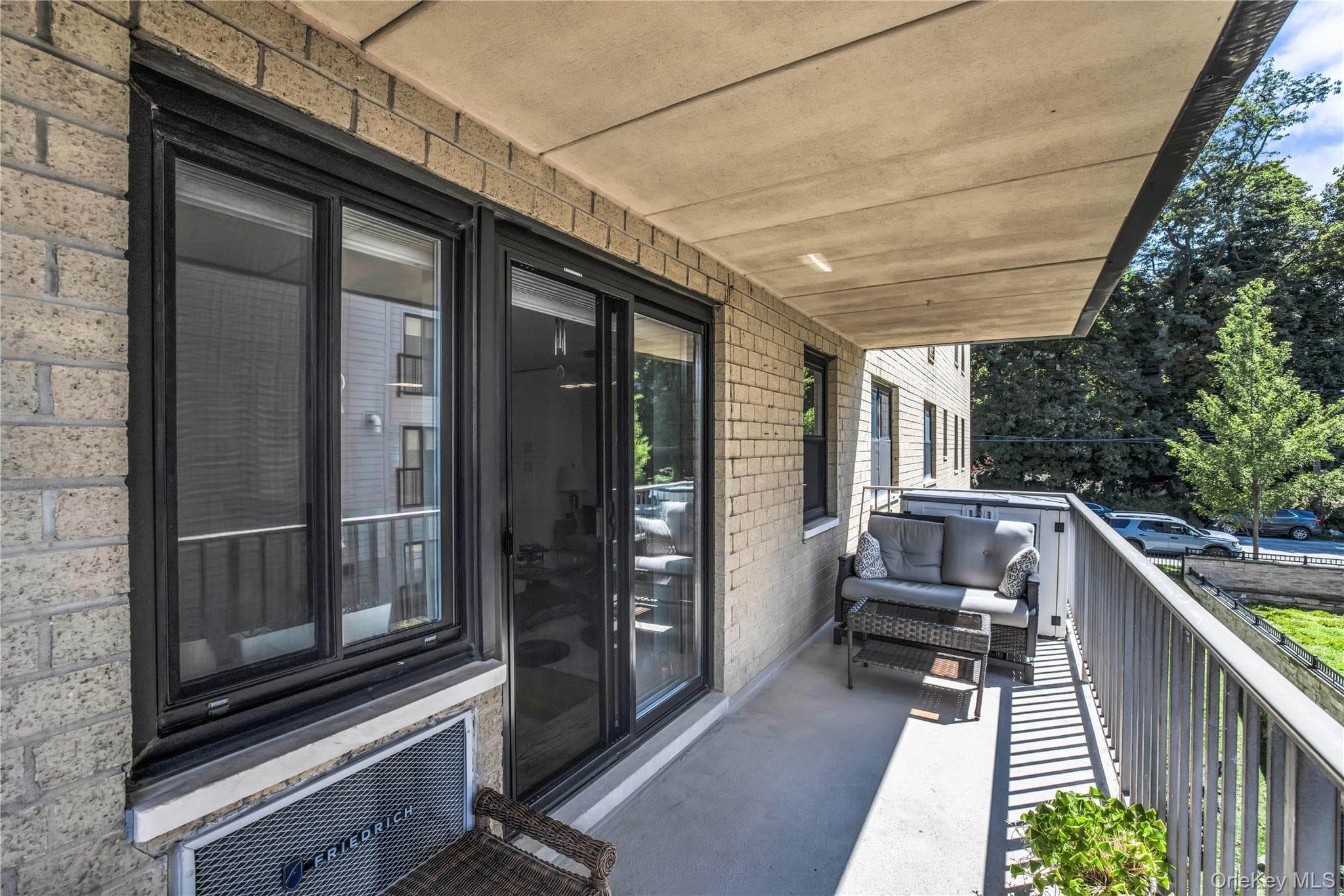 1085 Warburton AVE Unit: 210 thumbnail 37