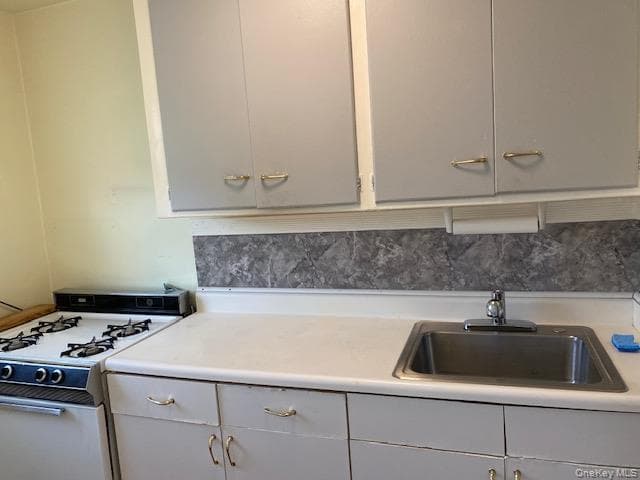 245-39 77th Crescent Unit: F-2 thumbnail 4