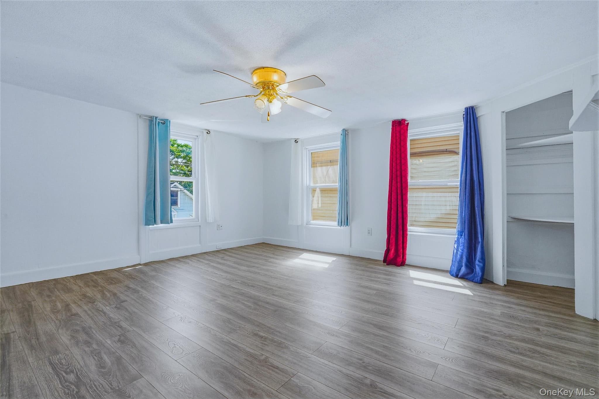 5 Wilbur Avenue thumbnail 17