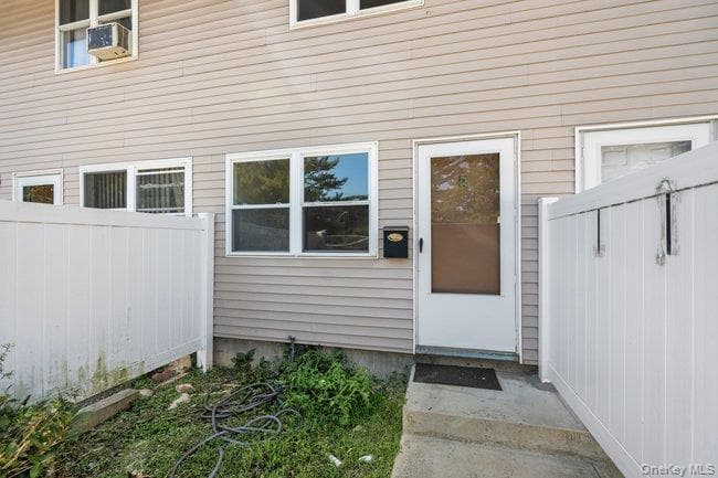 62 Townhouse Road Unit: 62 thumbnail 4