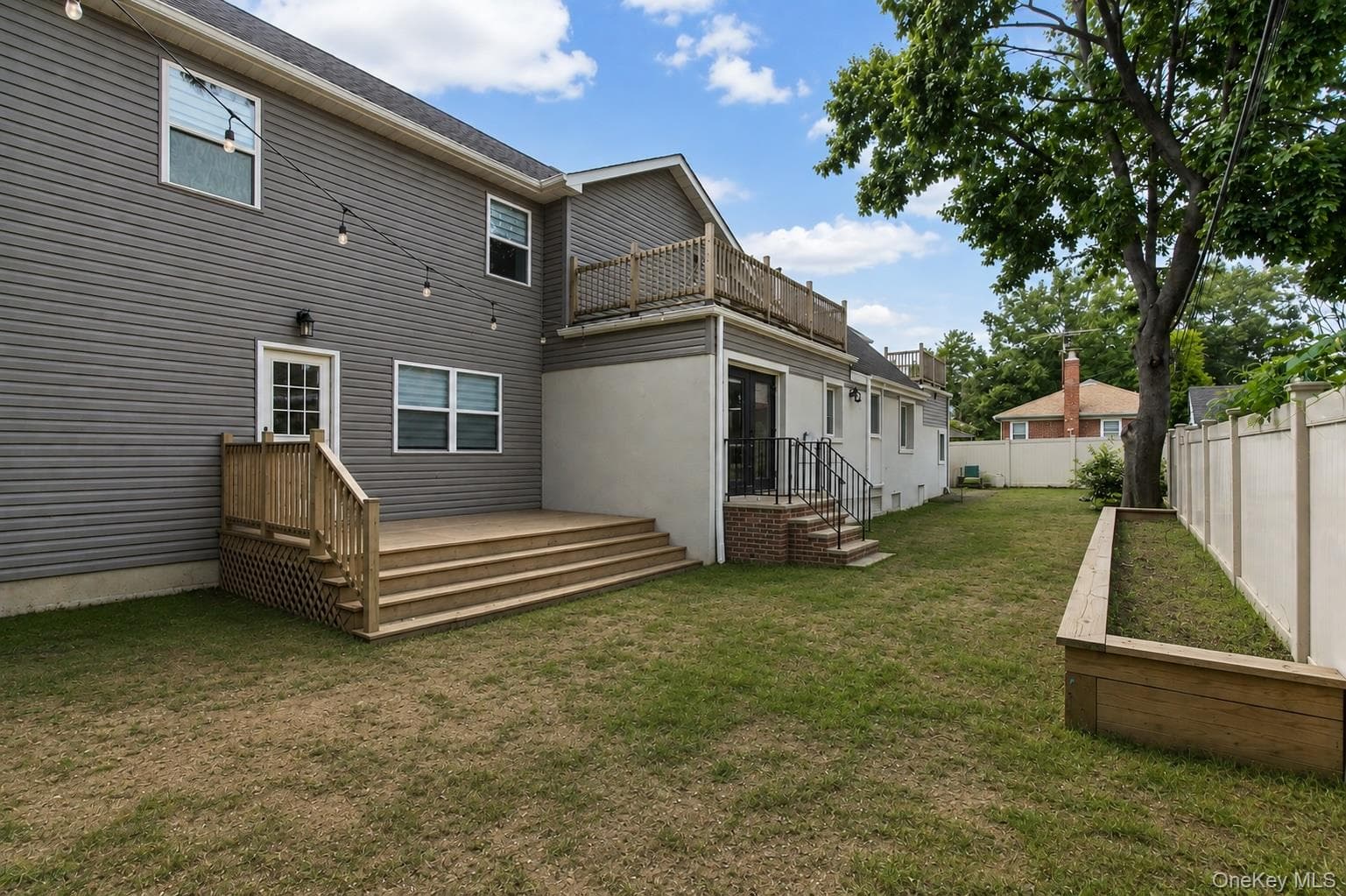 8015 Little Neck Parkway thumbnail 14