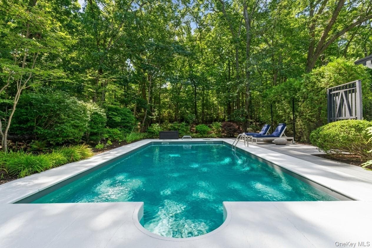 2723 Deerfield Road thumbnail 24