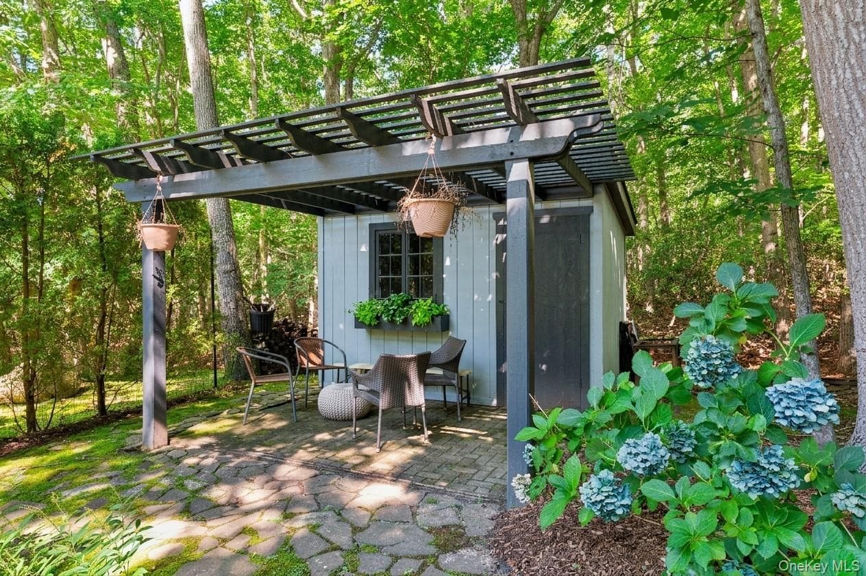 2723 Deerfield Road thumbnail 25