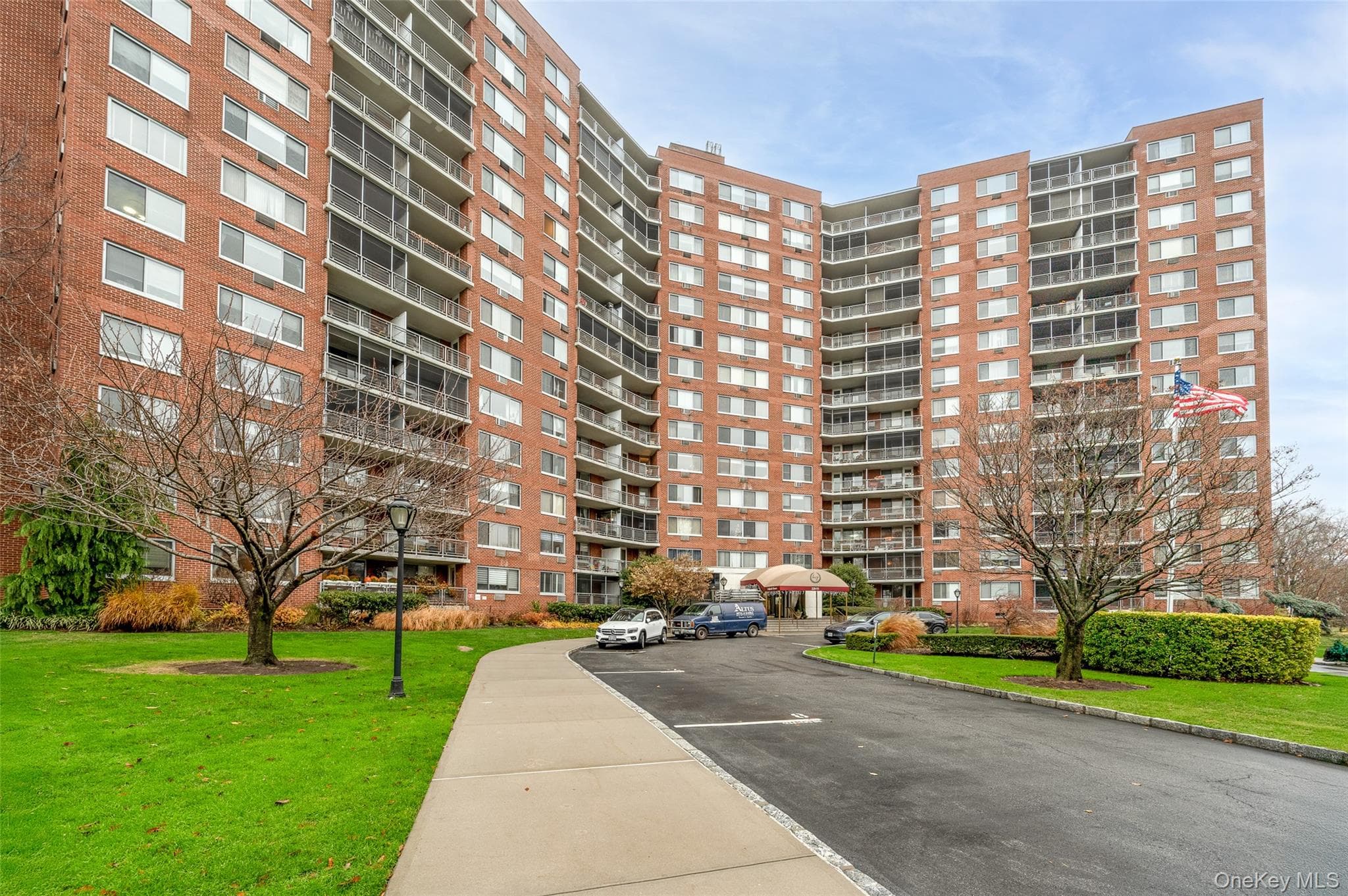 220-55 46 Avenue Unit: 5R thumbnail 2