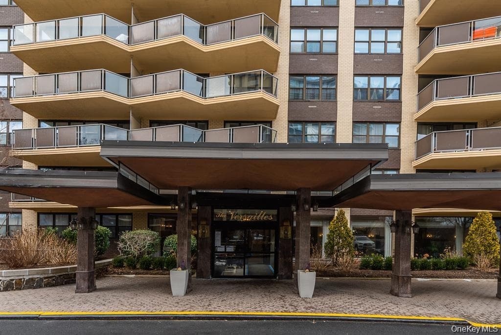 18-05 215th Street Unit: 12F thumbnail 41