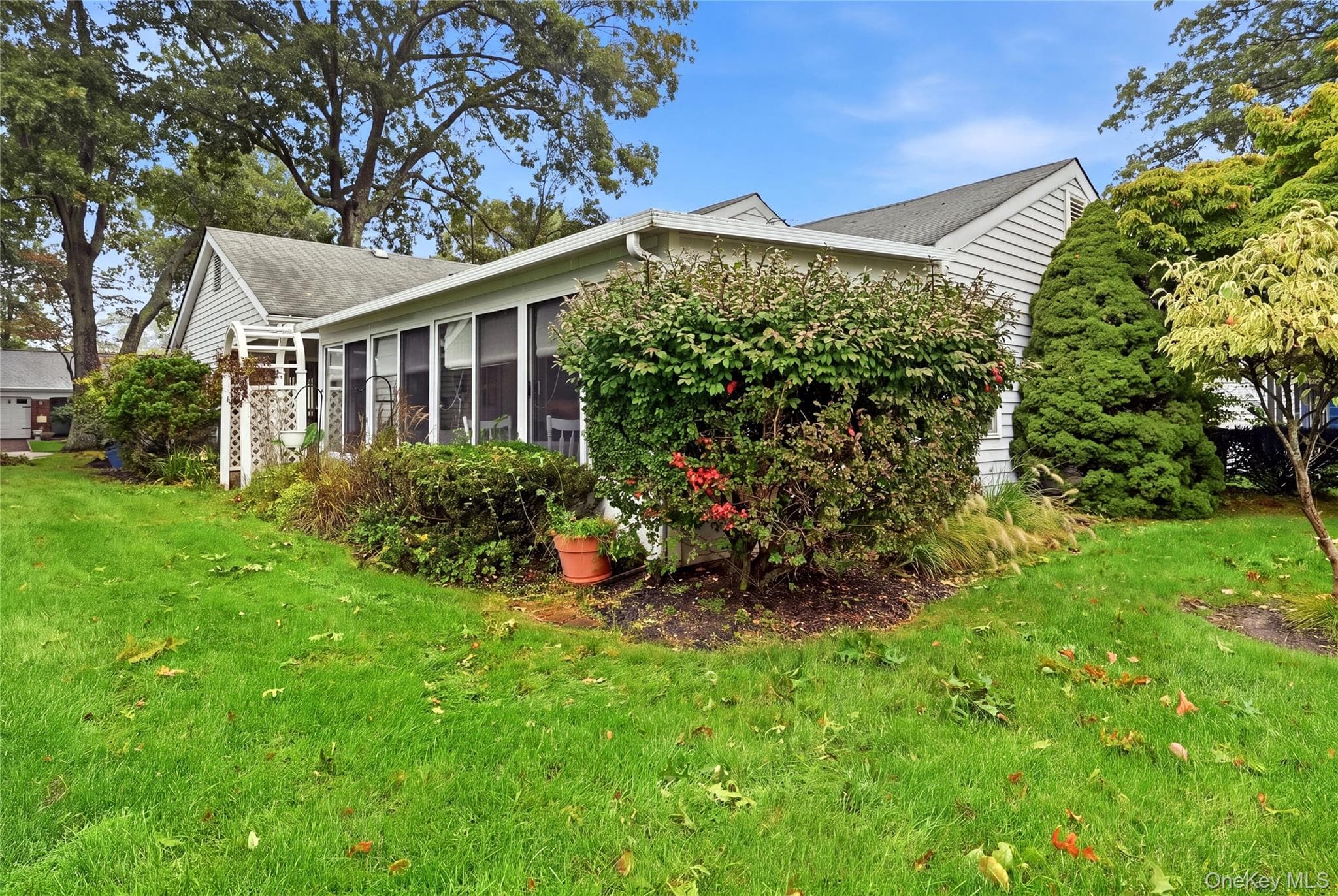 473 Stratford Lane thumbnail 21