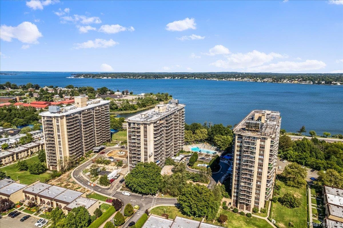 18-05 215th Street Unit: 8B thumbnail 22