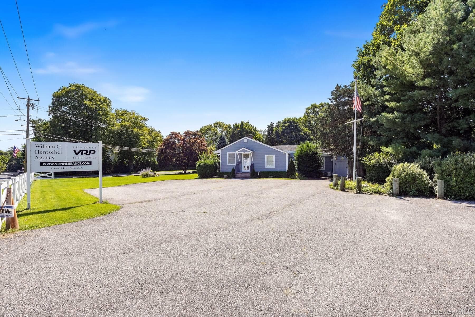 117 Montauk Highway thumbnail 3