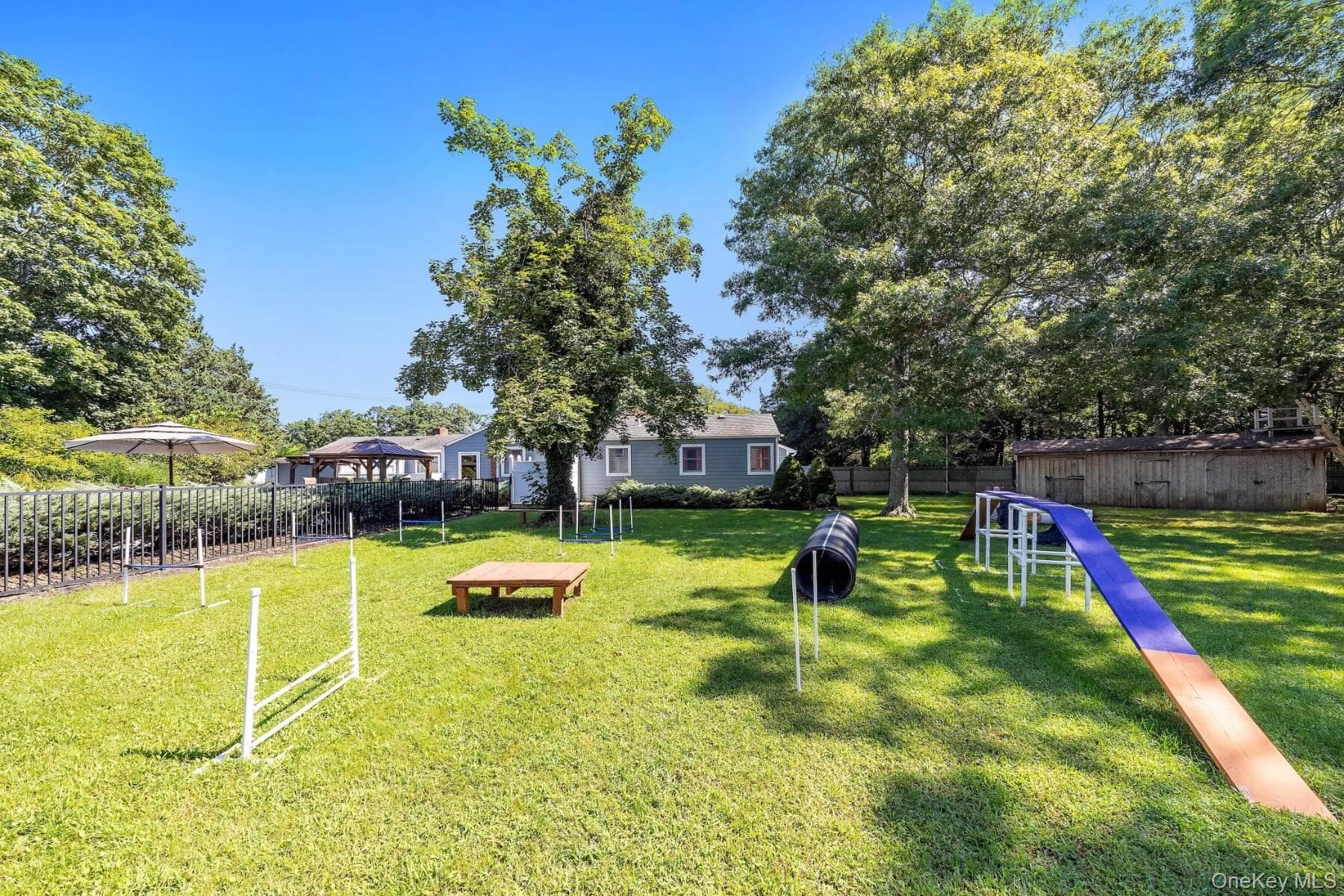 117 Montauk Highway thumbnail 5