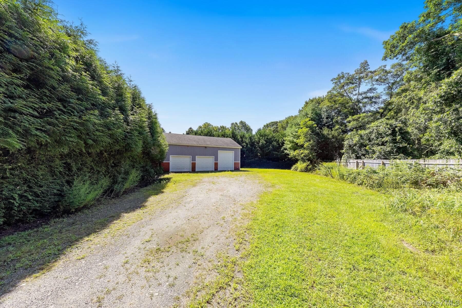 117 Montauk Highway thumbnail 4