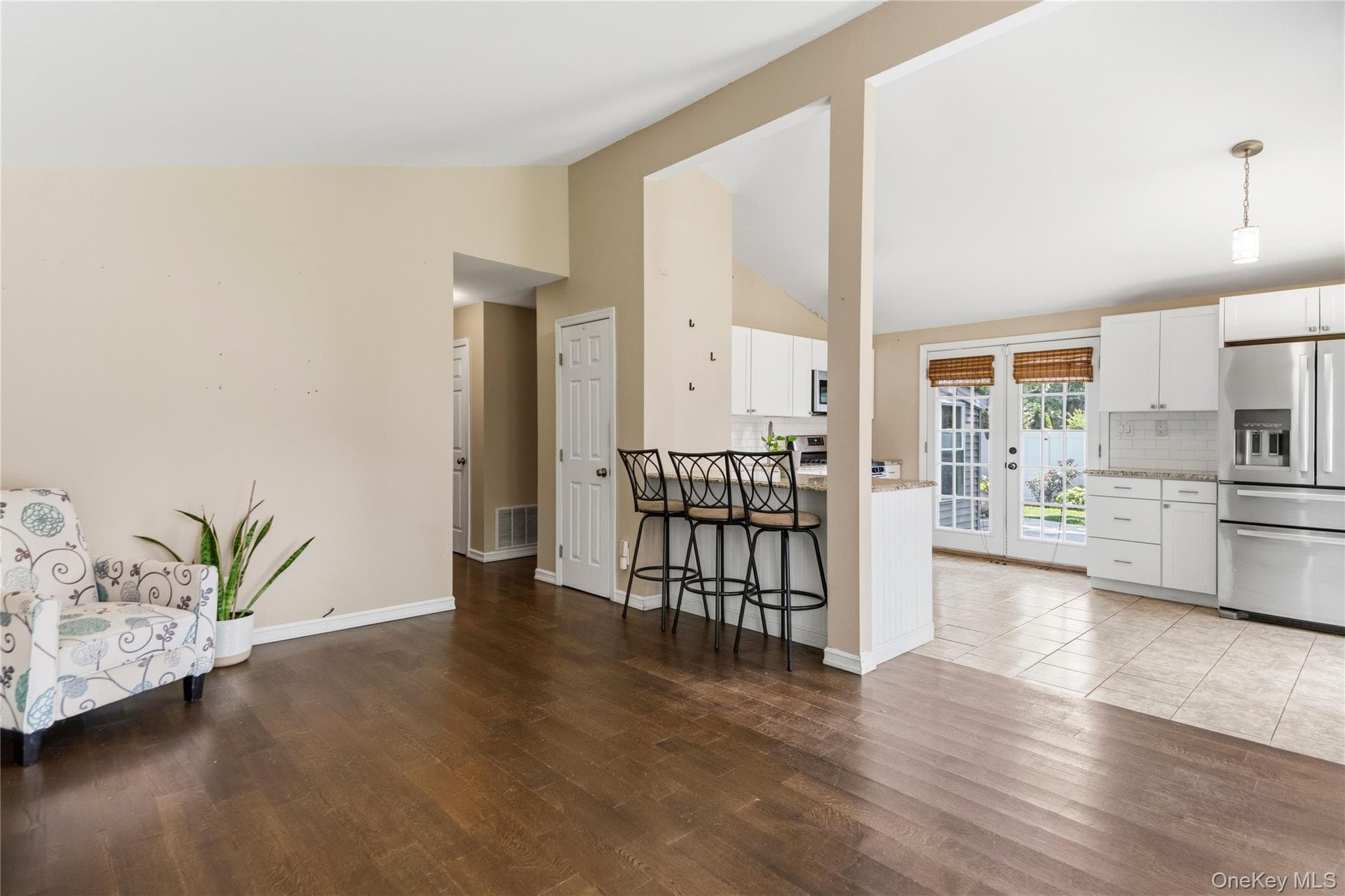 91 Spruce Avenue thumbnail 9