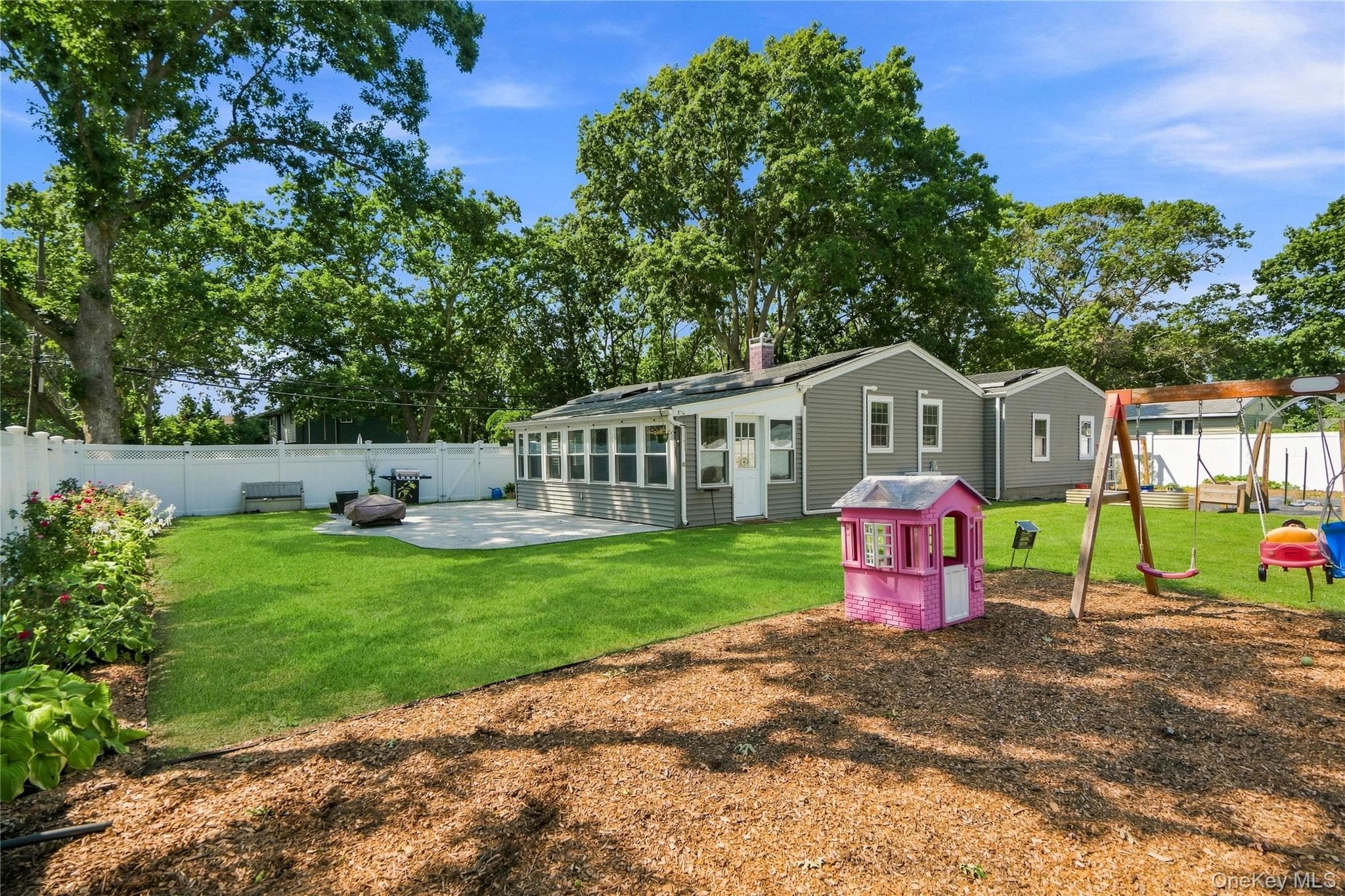 91 Spruce Avenue thumbnail 19