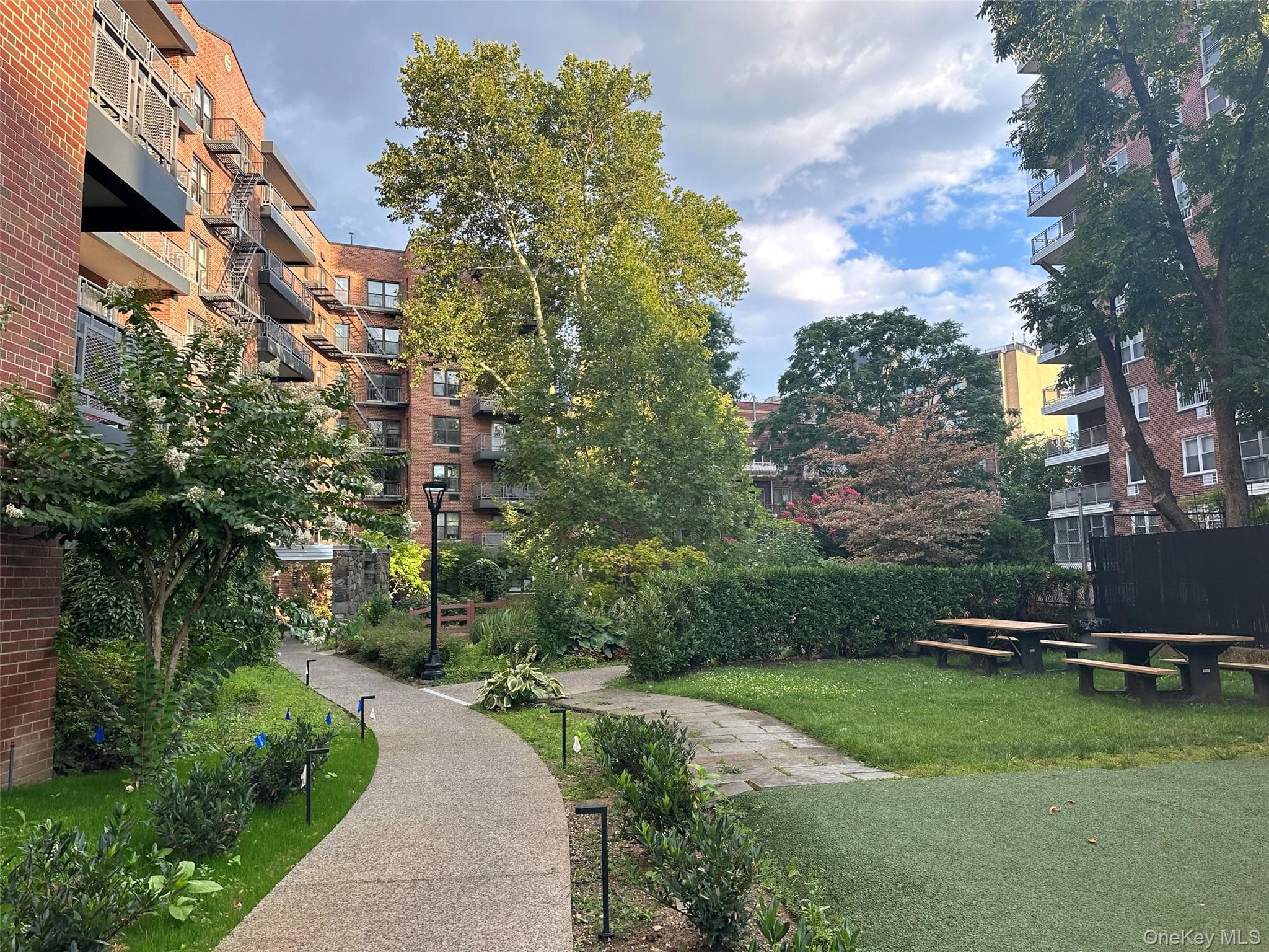 8710 51st Avenue Unit: 3H thumbnail 9