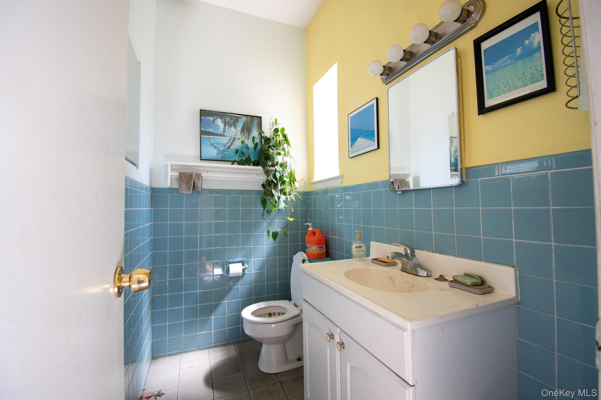 500 - 514 Merrick Road thumbnail 18