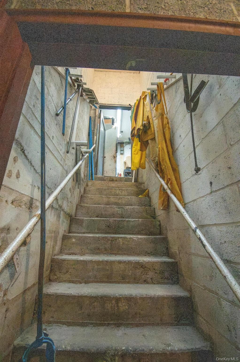 500 - 514 Merrick Road thumbnail 48