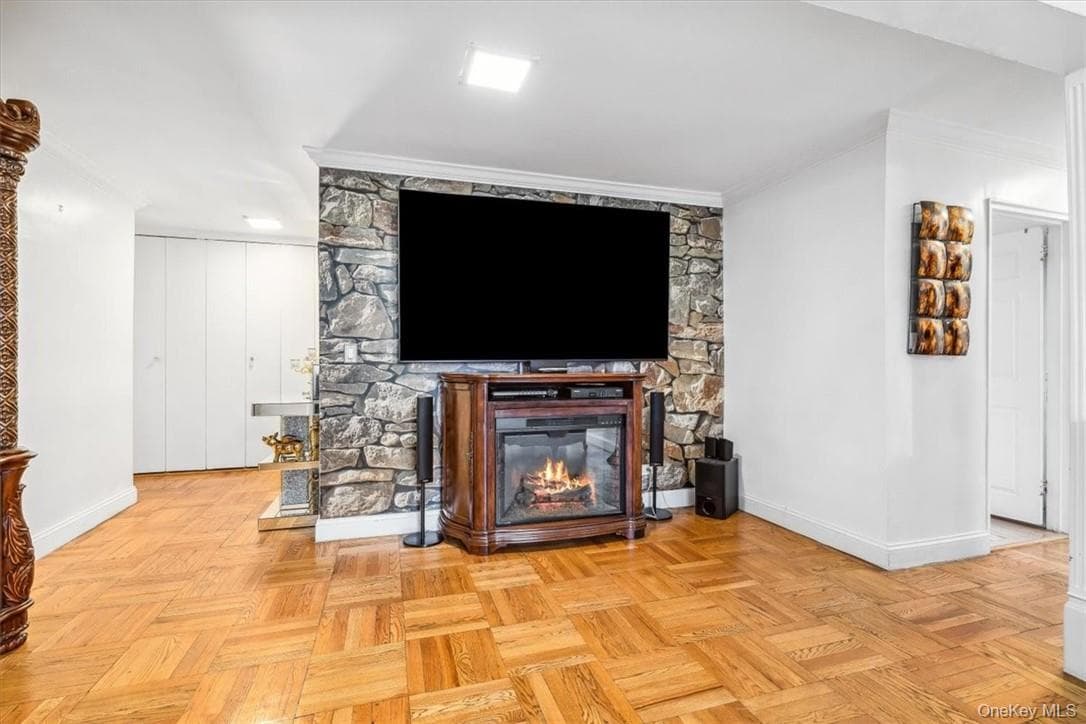 2835 Webb Avenue Unit: 6C thumbnail 7
