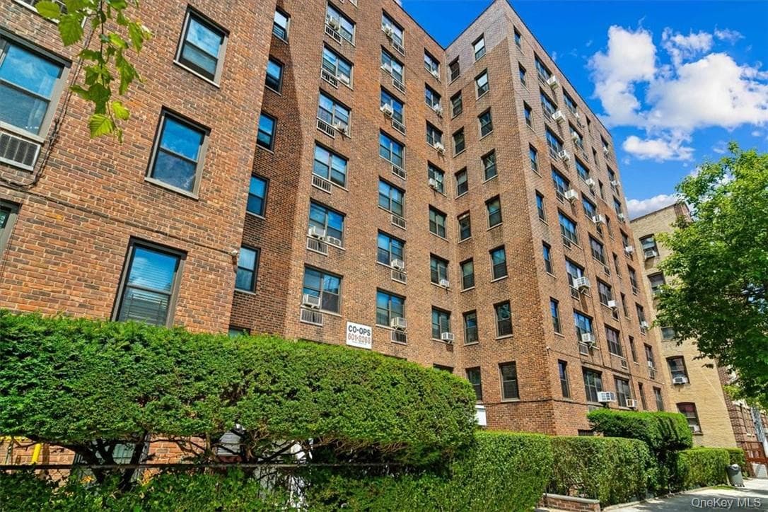 2835 Webb Avenue Unit: 6C, Bronx