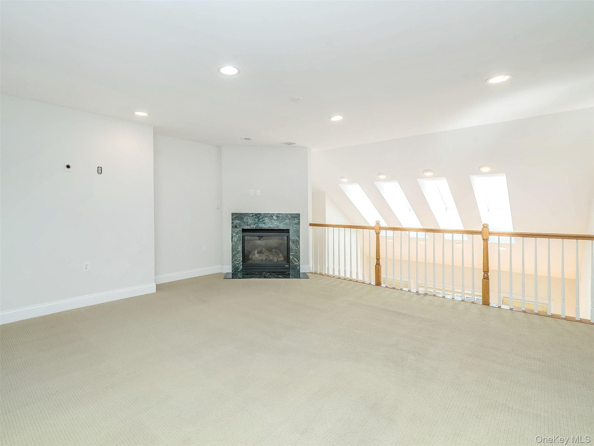 194 Pond View Drive Unit: 387 thumbnail 28