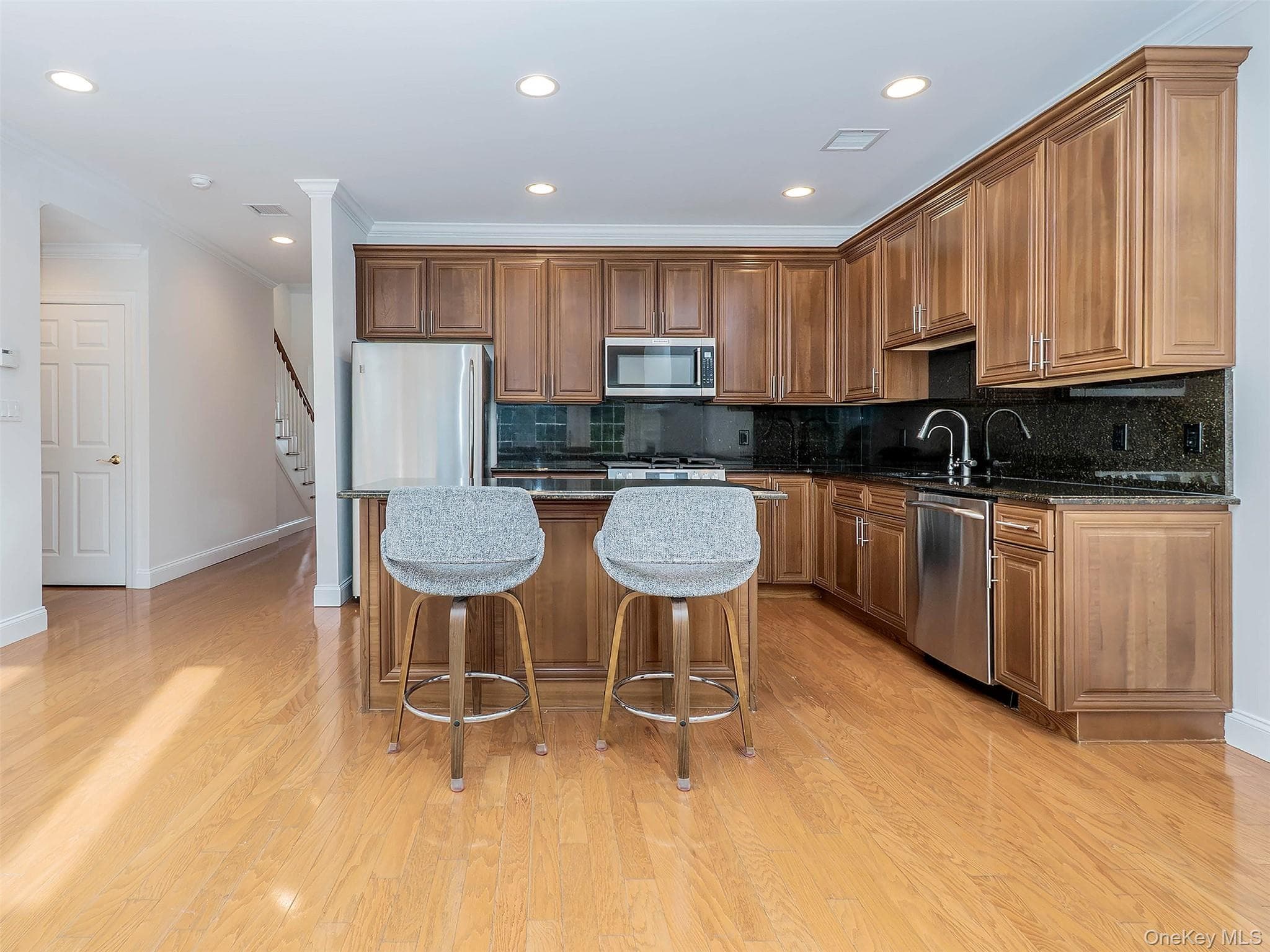 194 Pond View Drive Unit: 387 thumbnail 7