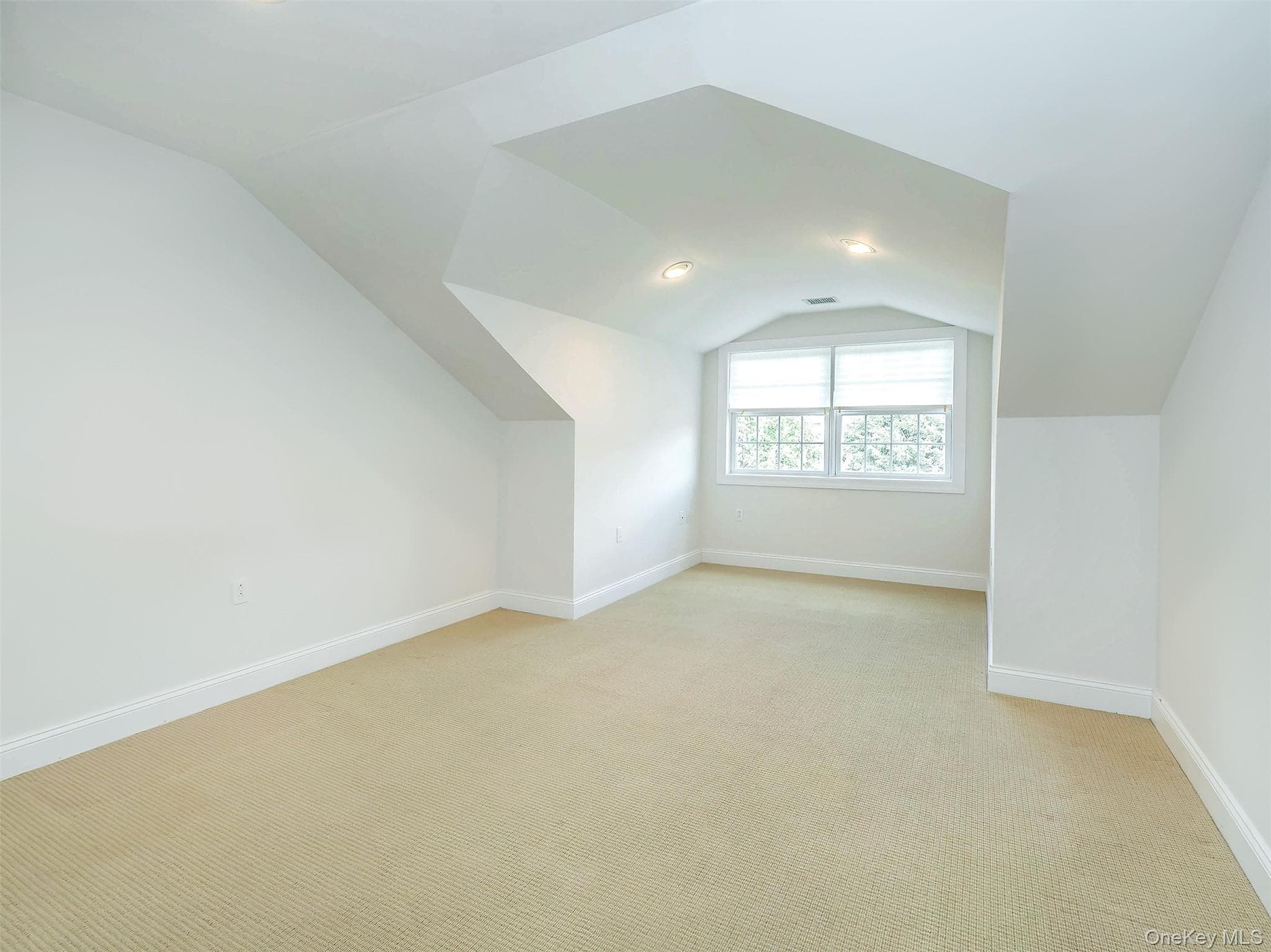 194 Pond View Drive Unit: 387 thumbnail 32
