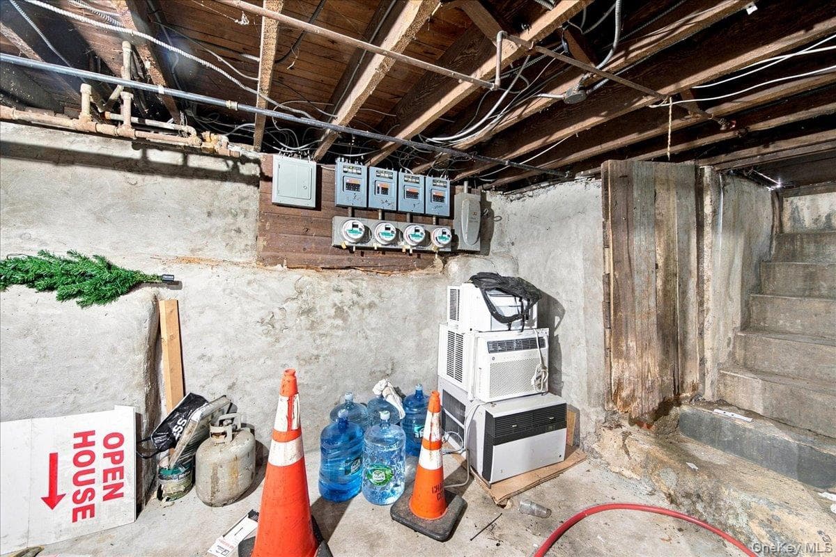 356 Riverdale Avenue Unit: 1 thumbnail 28
