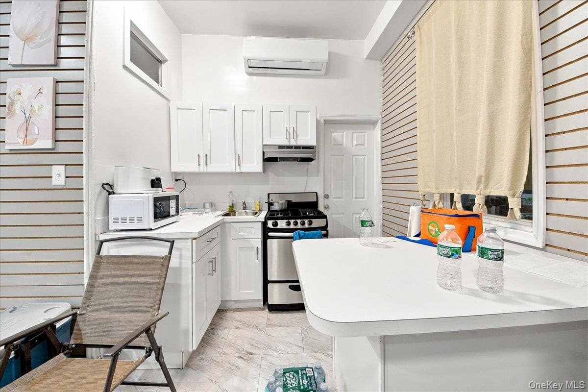 356 Riverdale Avenue Unit: 1 thumbnail 22