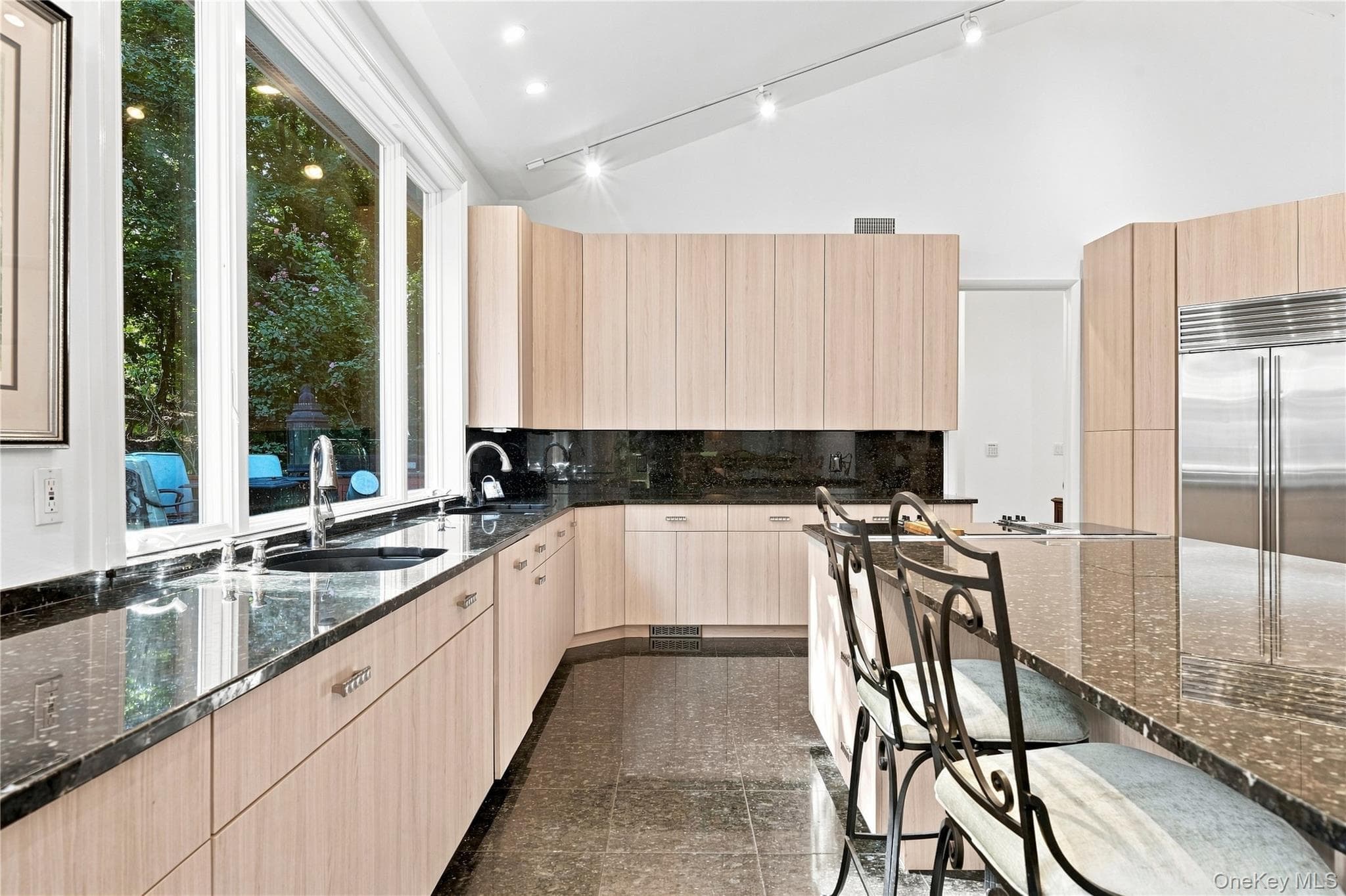 9 Swan Place thumbnail 6